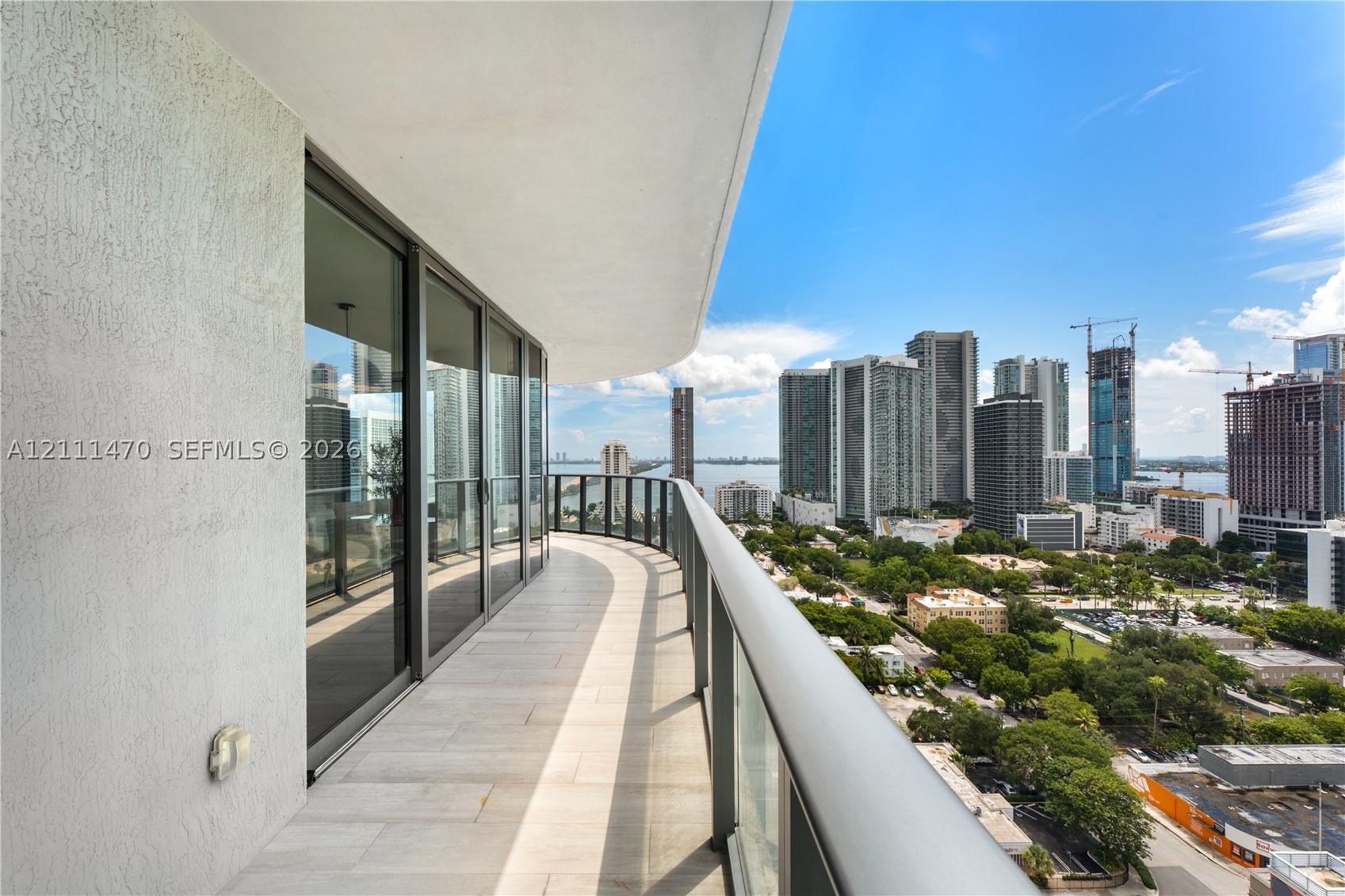 121 NE 34th St #2204 Miami, FL 33137