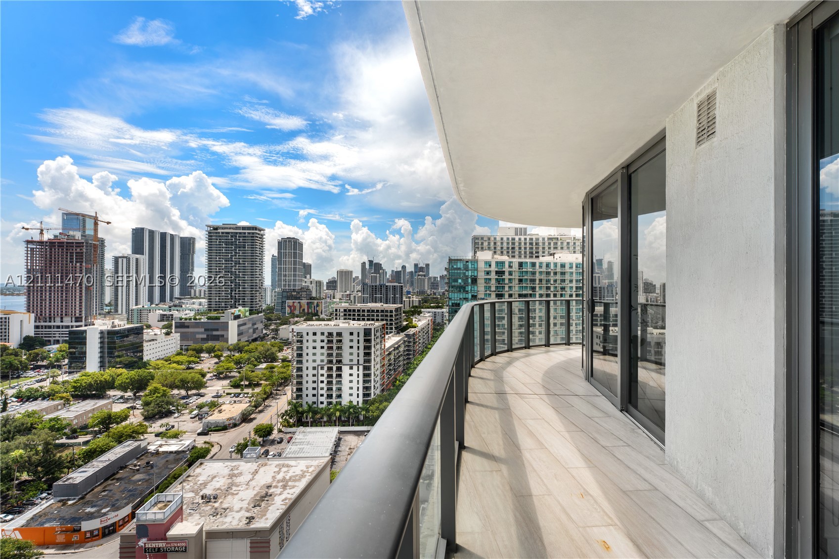 121 NE 34th St #2204 Miami, FL 33137