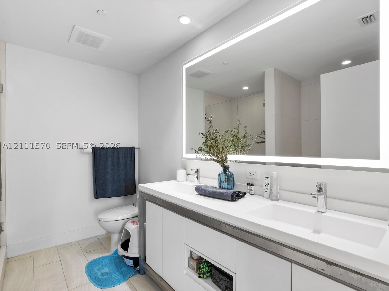 2000 Metropica Way #404 Sunrise, FL 33323