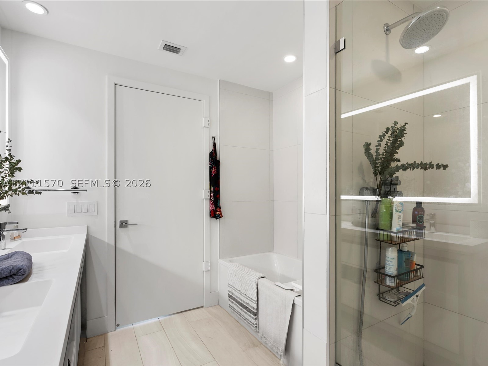 2000 Metropica Way #404 Sunrise, FL 33323