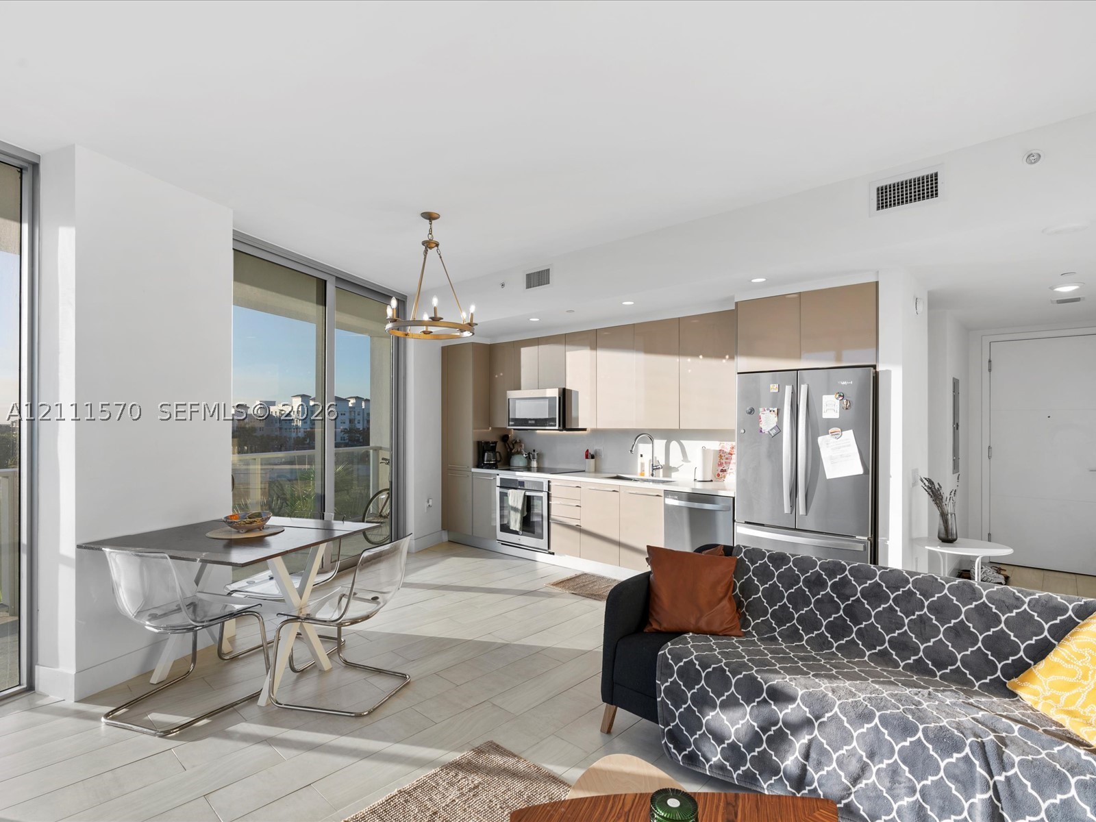 2000 Metropica Way #404 Sunrise, FL 33323