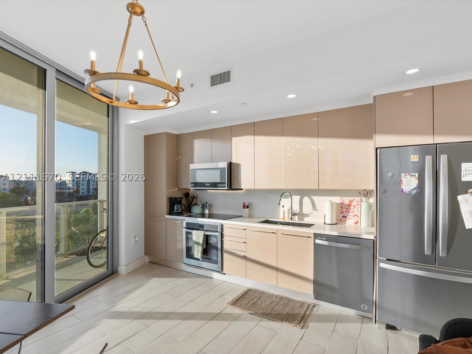 2000 Metropica Way #404 Sunrise, FL 33323