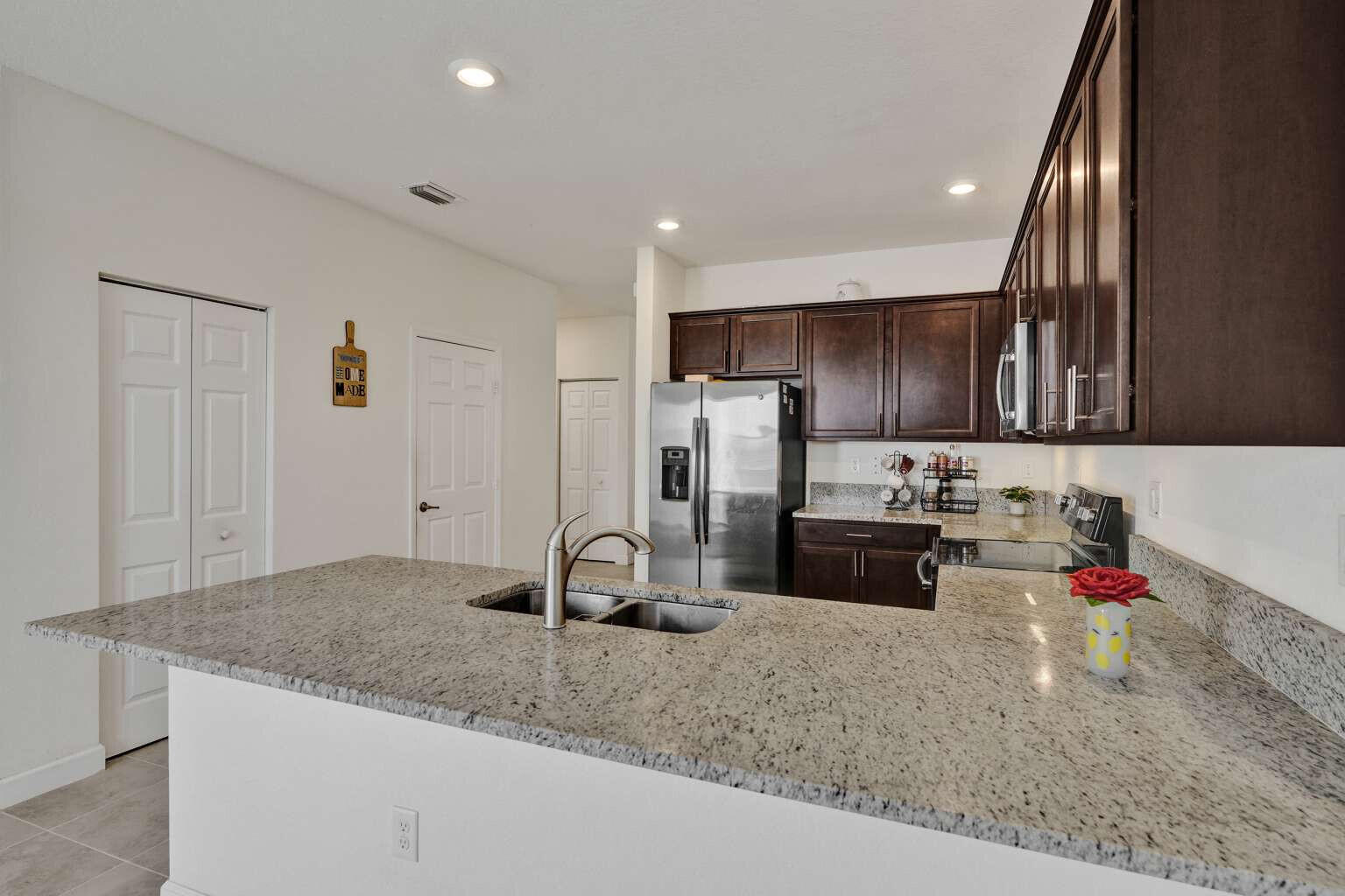 3460 W 103rd Hialeah, FL 33018