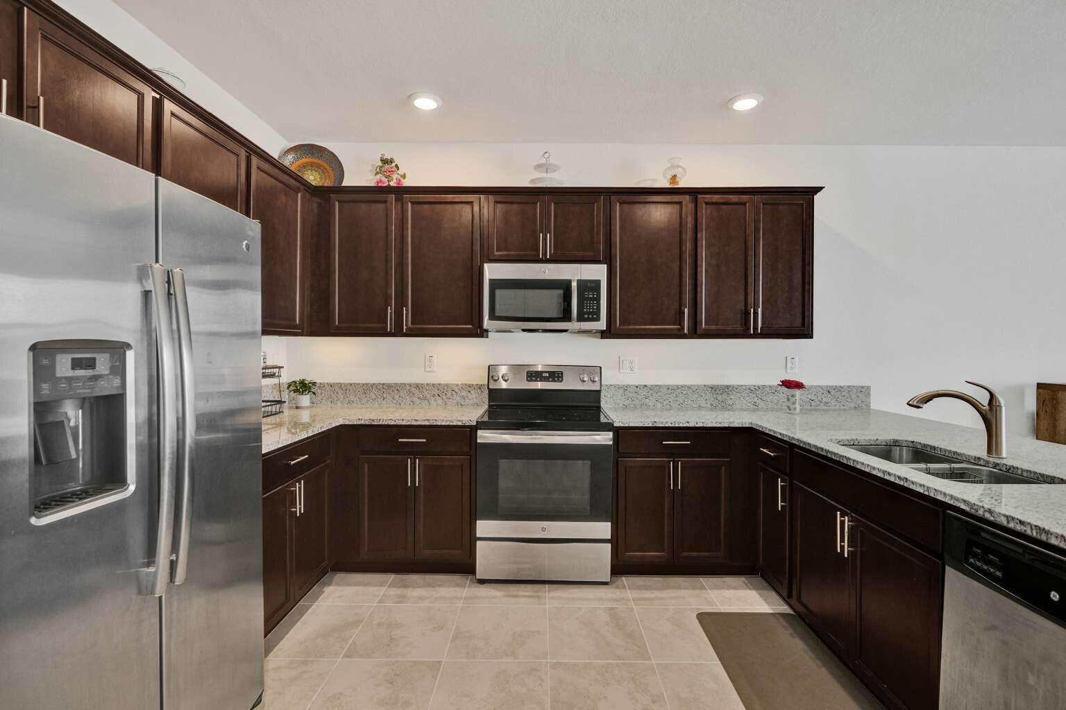 3460 W 103rd Hialeah, FL 33018