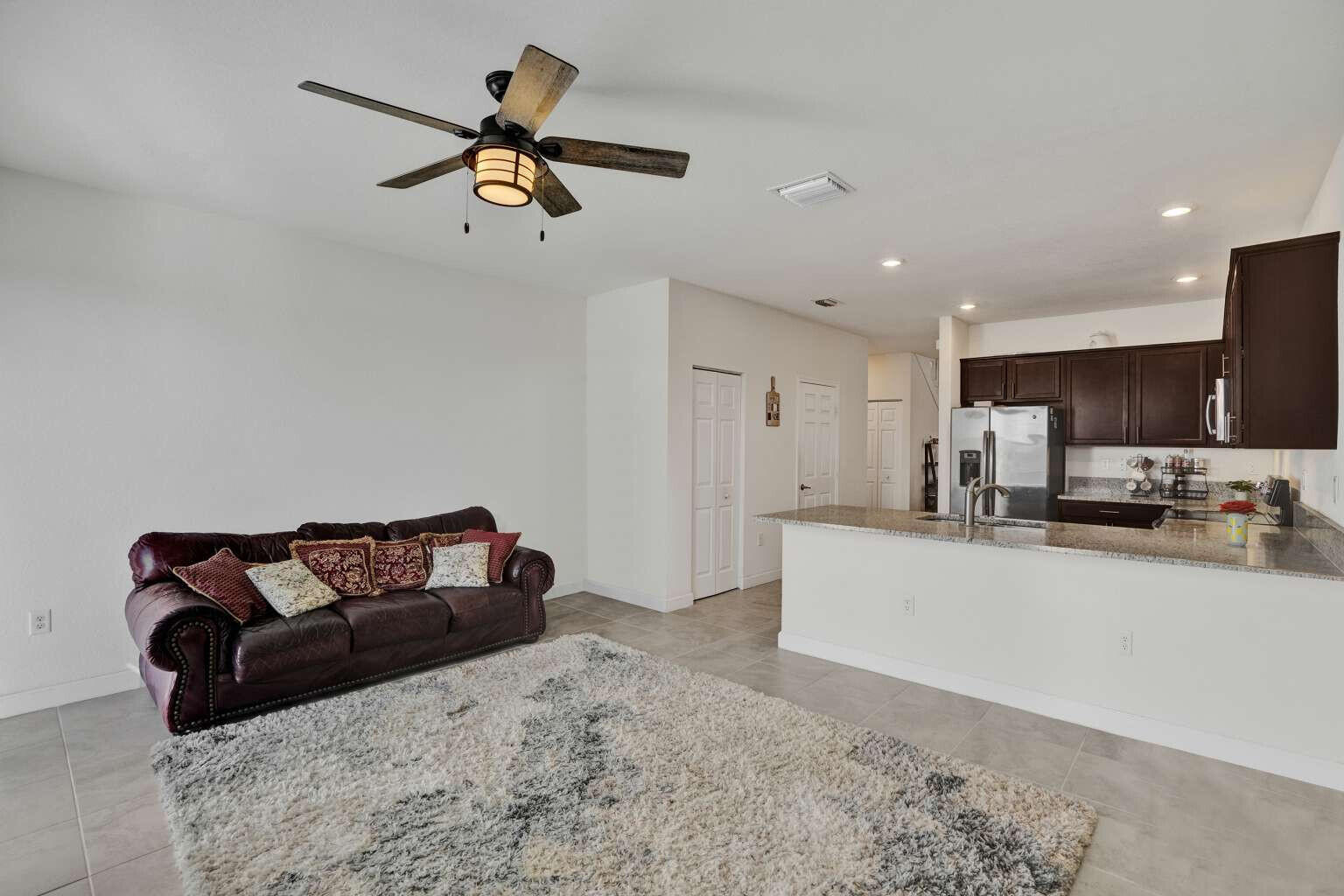 3460 W 103rd Hialeah, FL 33018