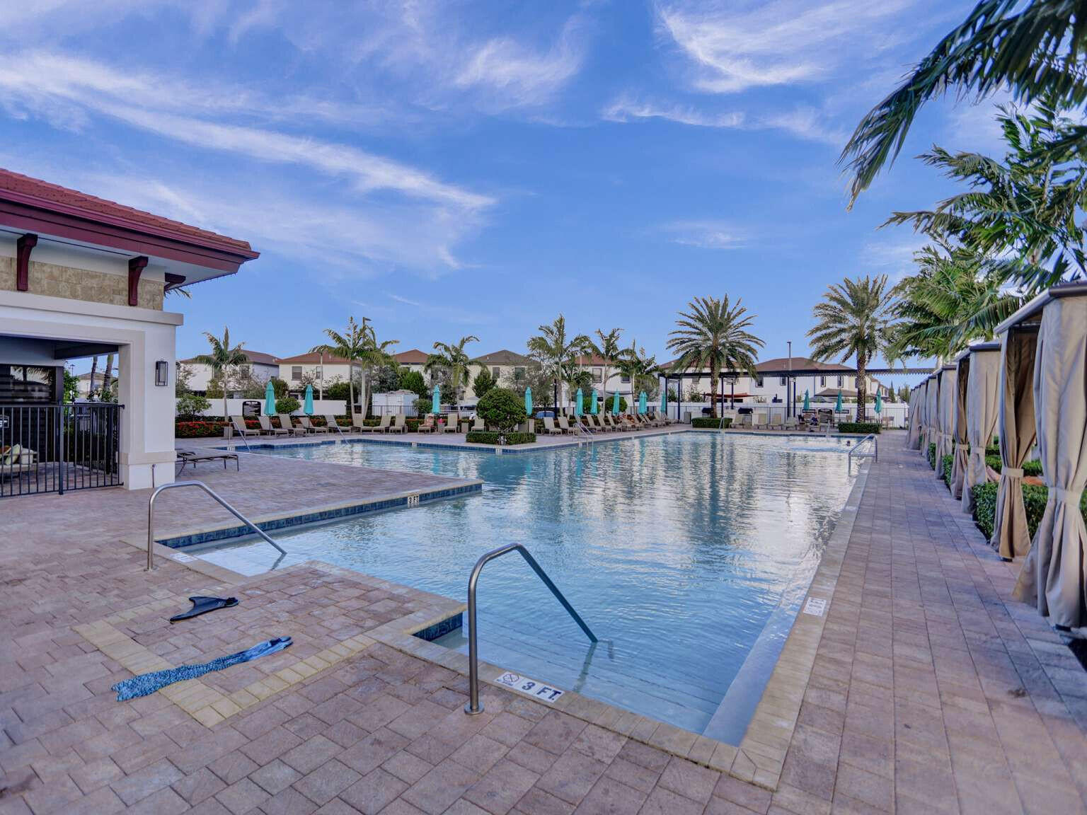 3460 W 103rd Hialeah, FL 33018