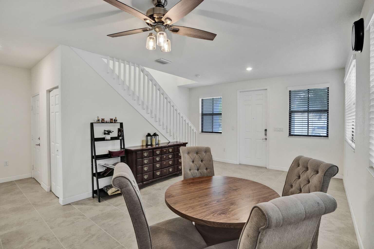 3460 W 103rd Hialeah, FL 33018