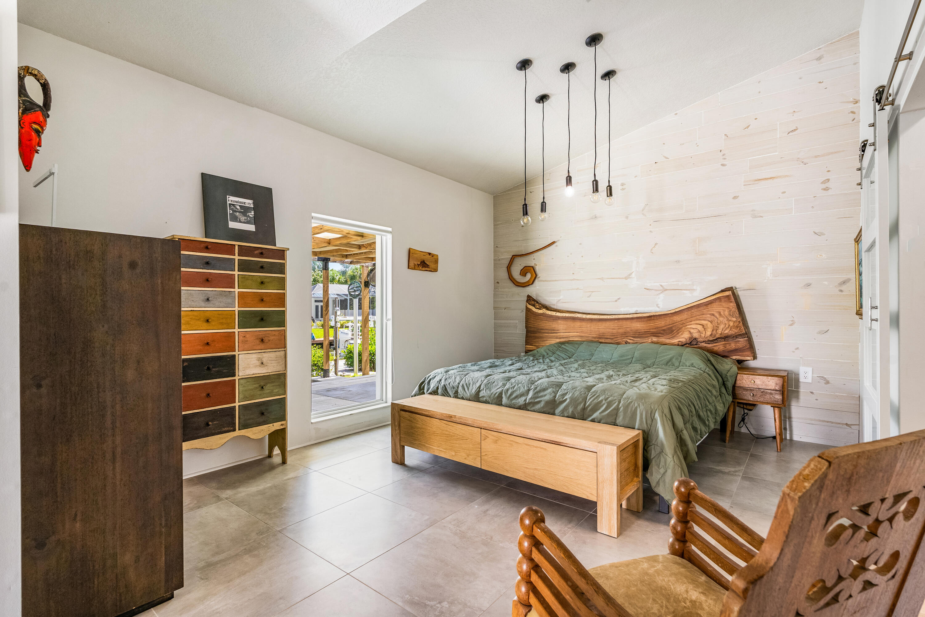 649 E Causeway Vero Beach, FL 32963