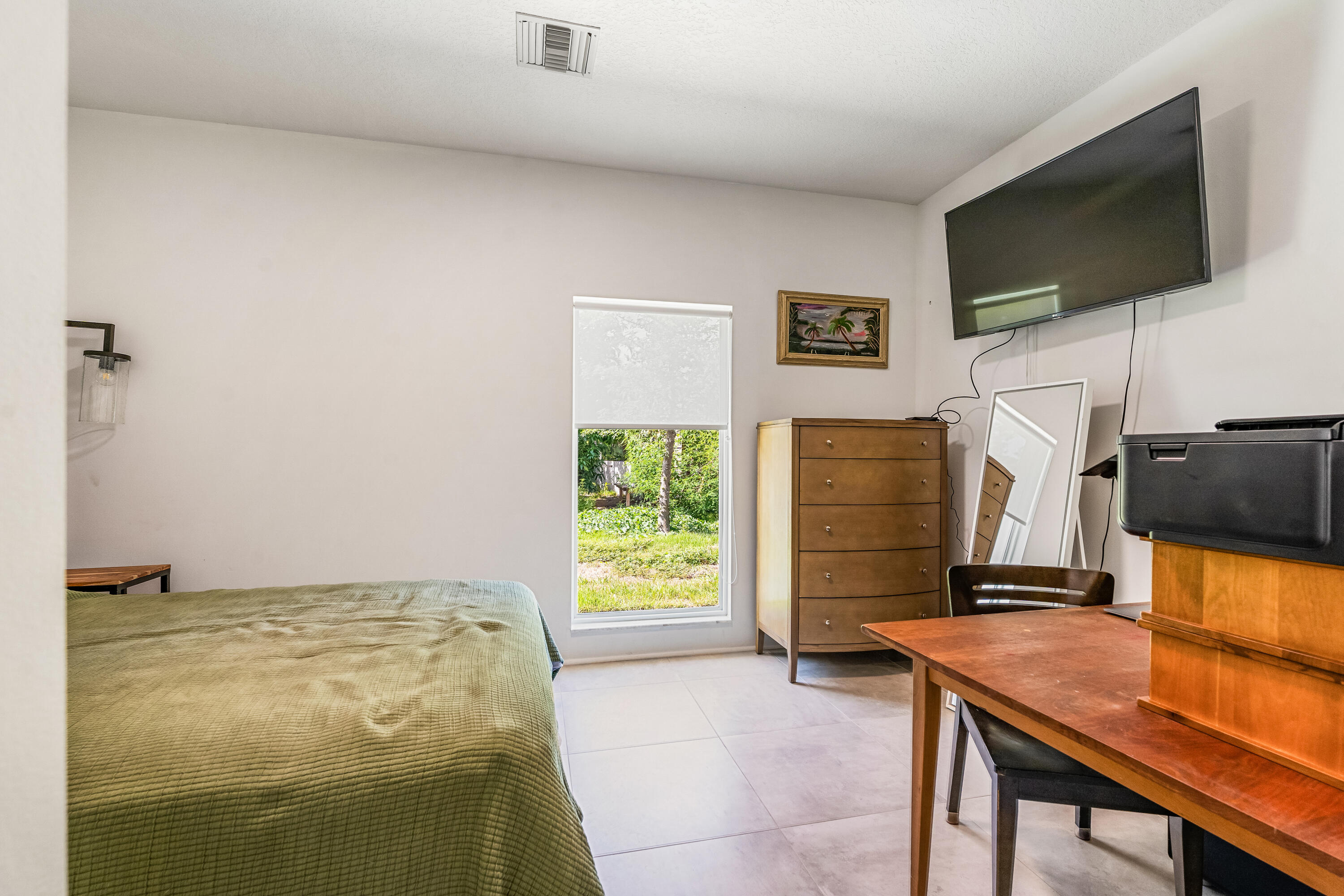 649 E Causeway Vero Beach, FL 32963