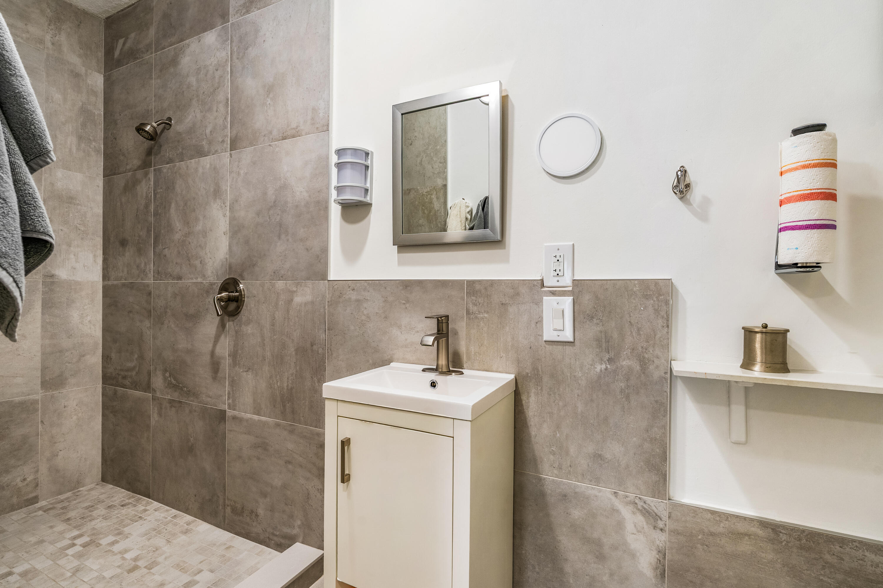 649 E Causeway Vero Beach, FL 32963