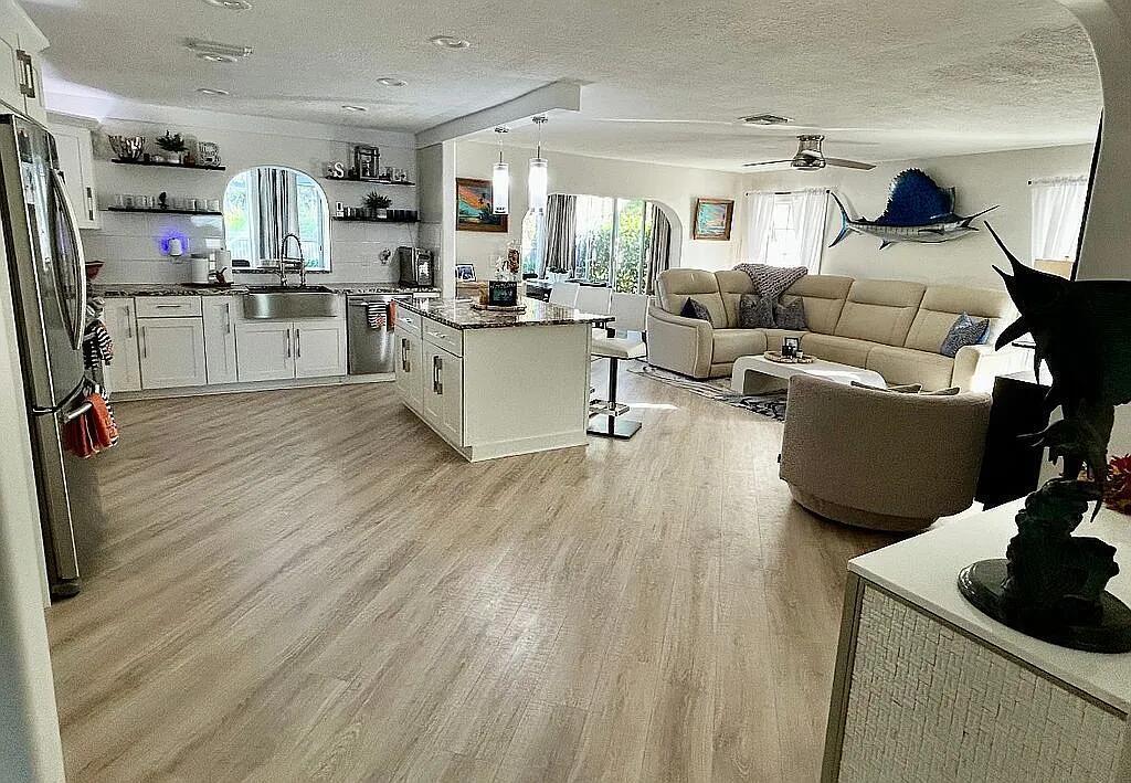 186 12th Vero Beach, FL 32962