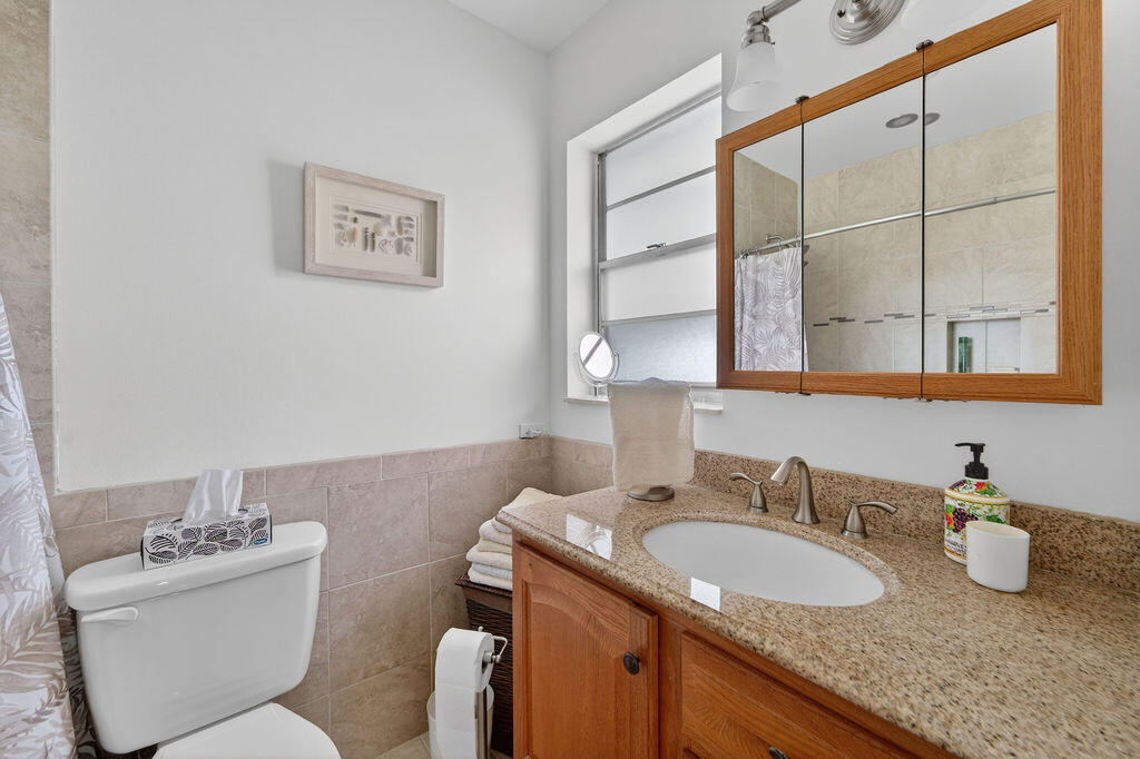 622 Hummingbird Delray Beach, FL 33445