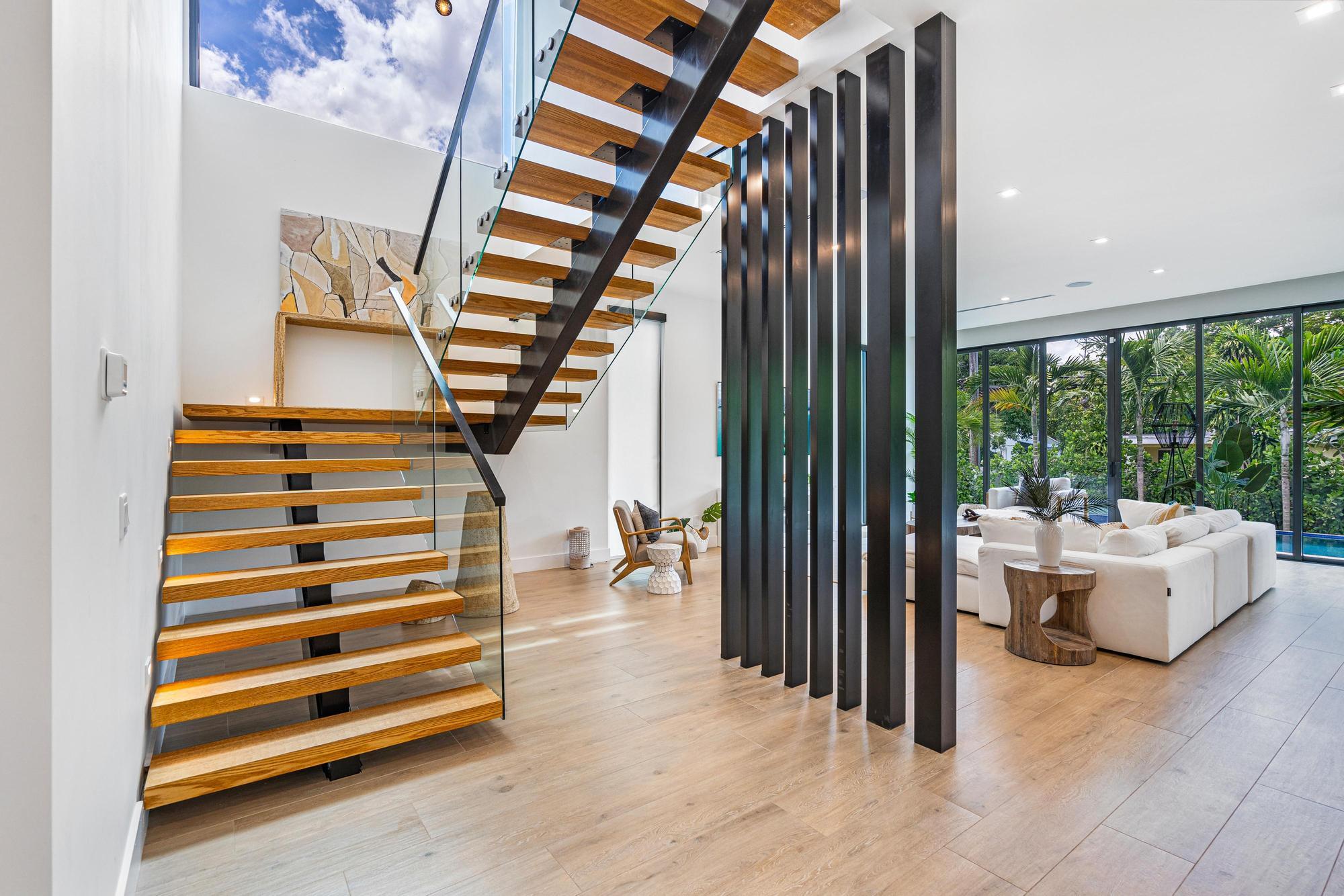 719 N Victoria Park Fort Lauderdale, FL 33304