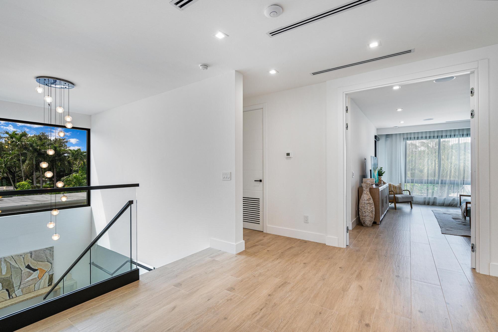 719 N Victoria Park Fort Lauderdale, FL 33304