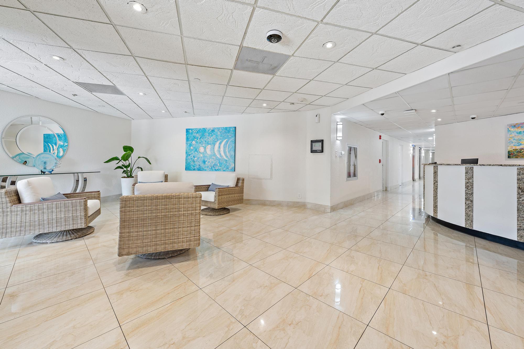 5420 N Ocean #Ph2 Riviera Beach, FL 33404