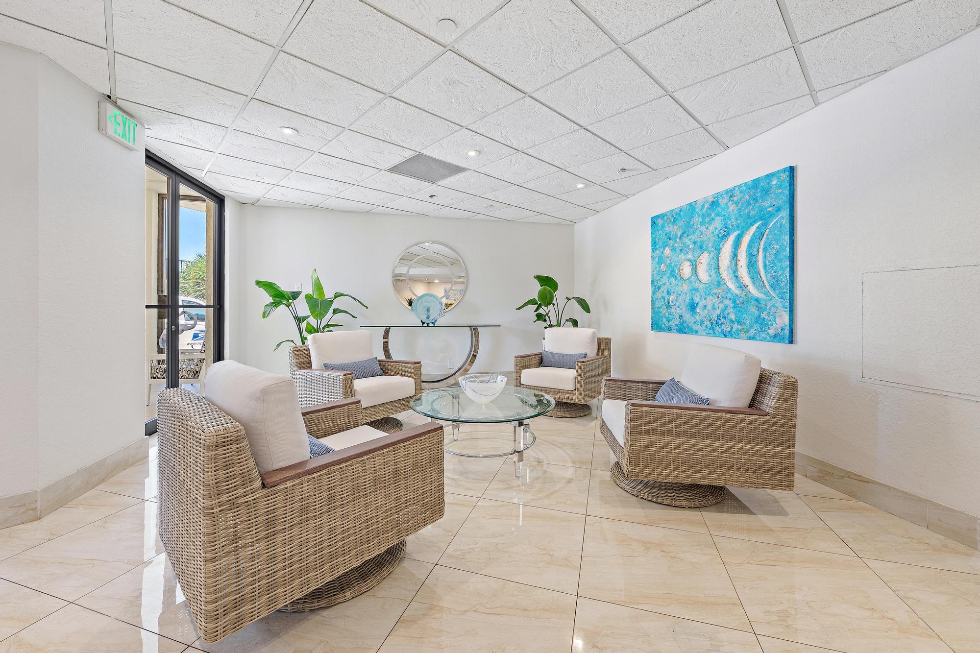 5420 N Ocean #Ph2 Riviera Beach, FL 33404