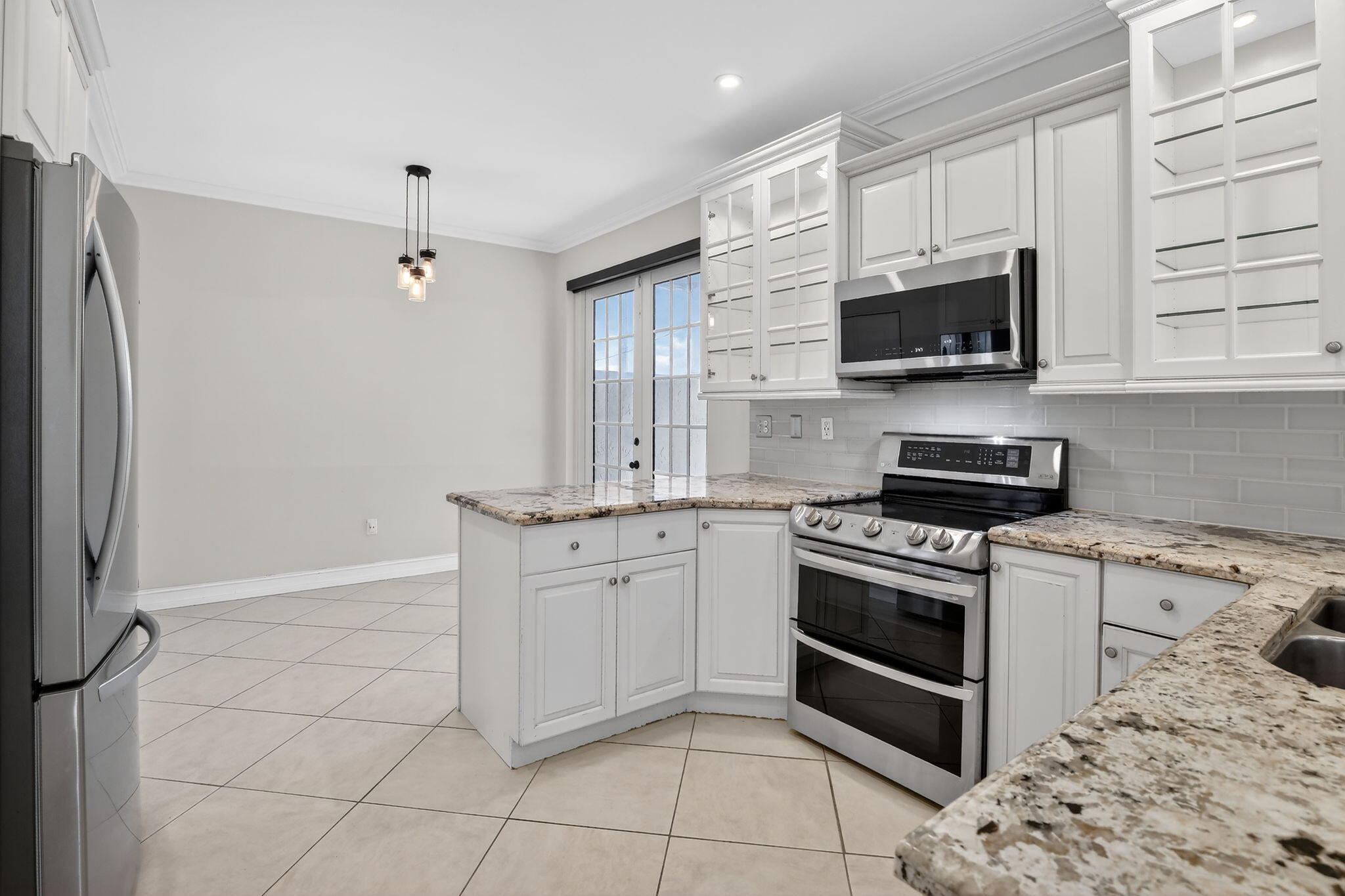 1716 NW 166th Pembroke Pines, FL 33028