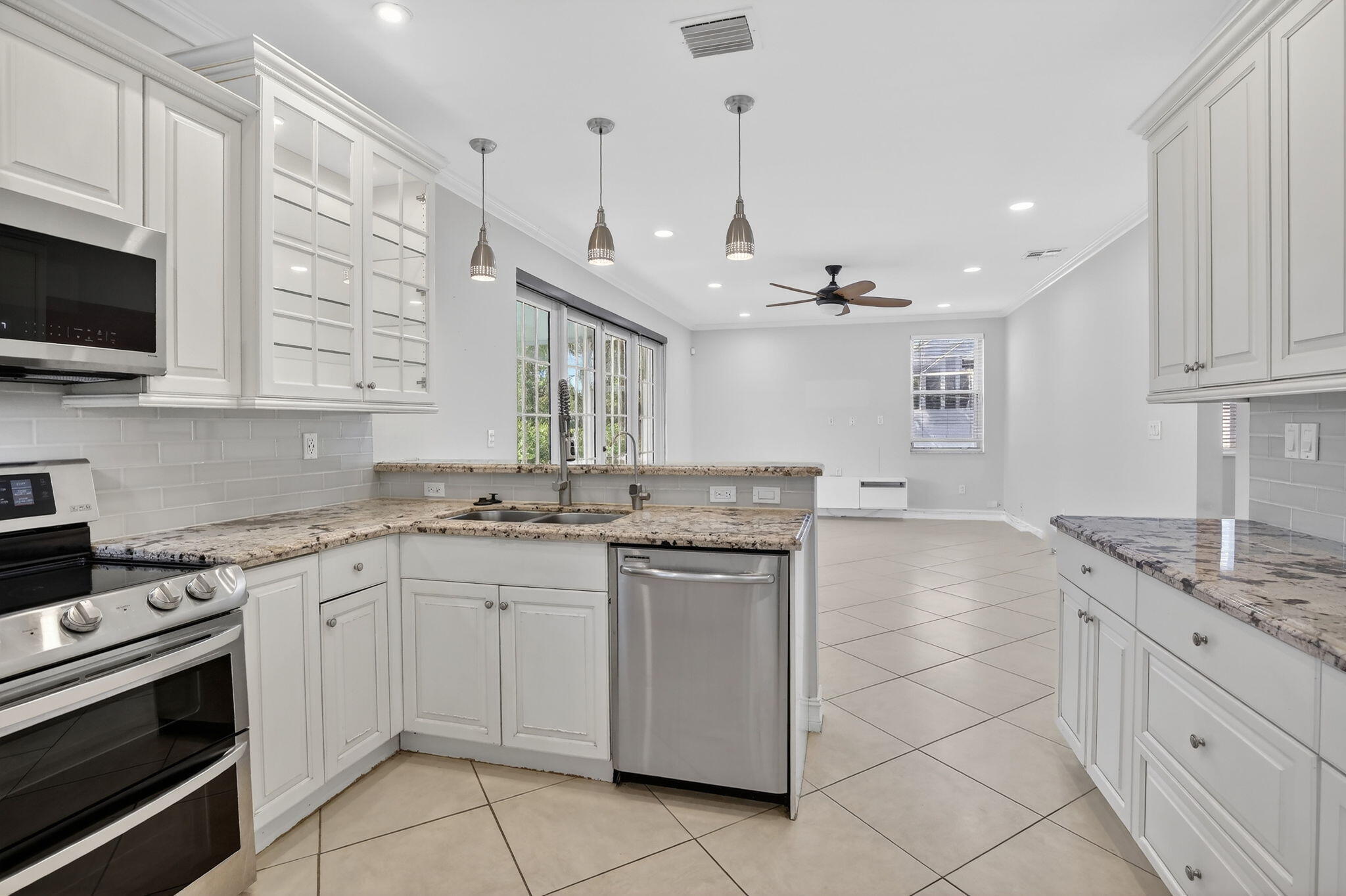 1716 NW 166th Pembroke Pines, FL 33028