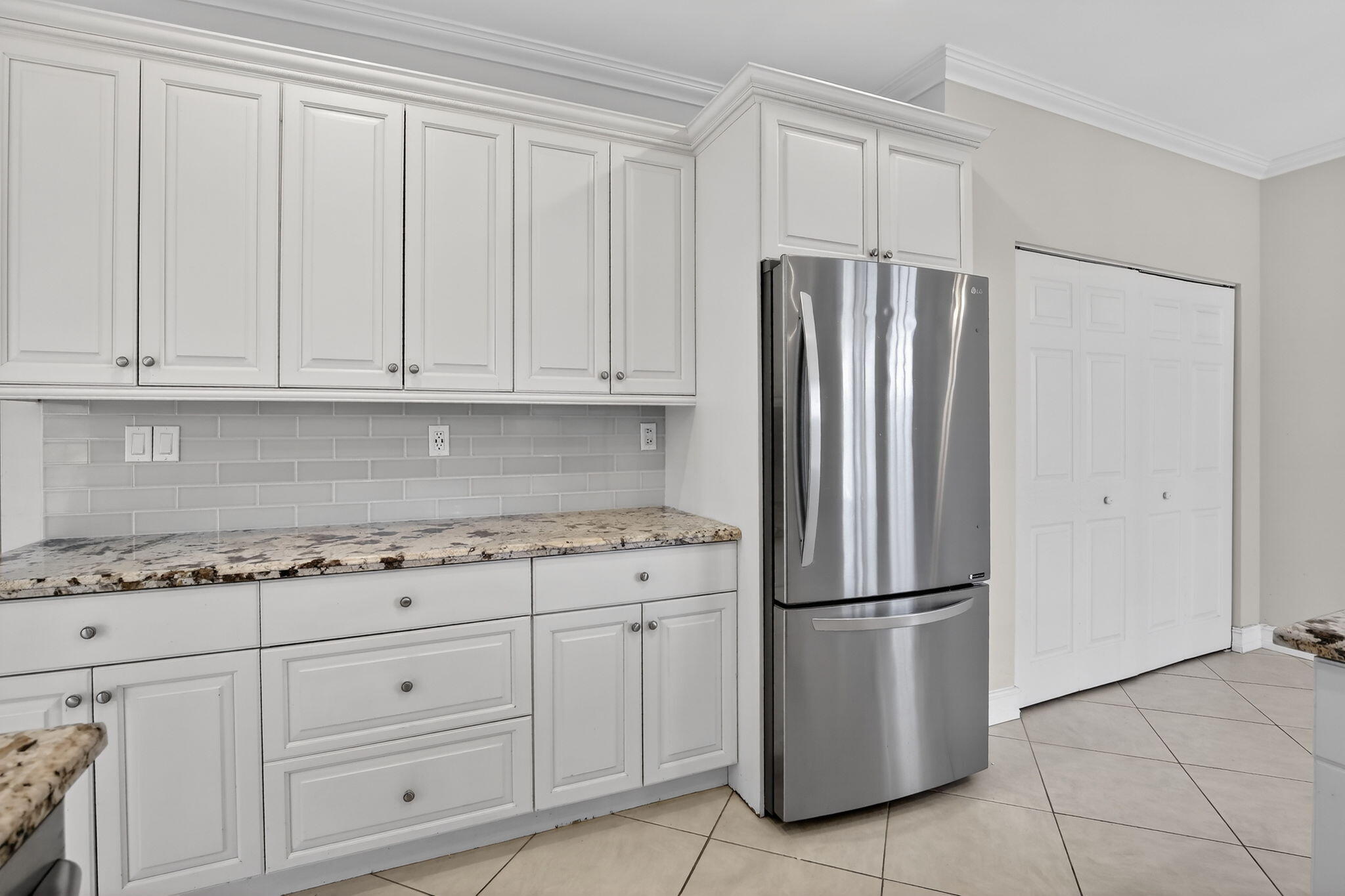 1716 NW 166th Pembroke Pines, FL 33028