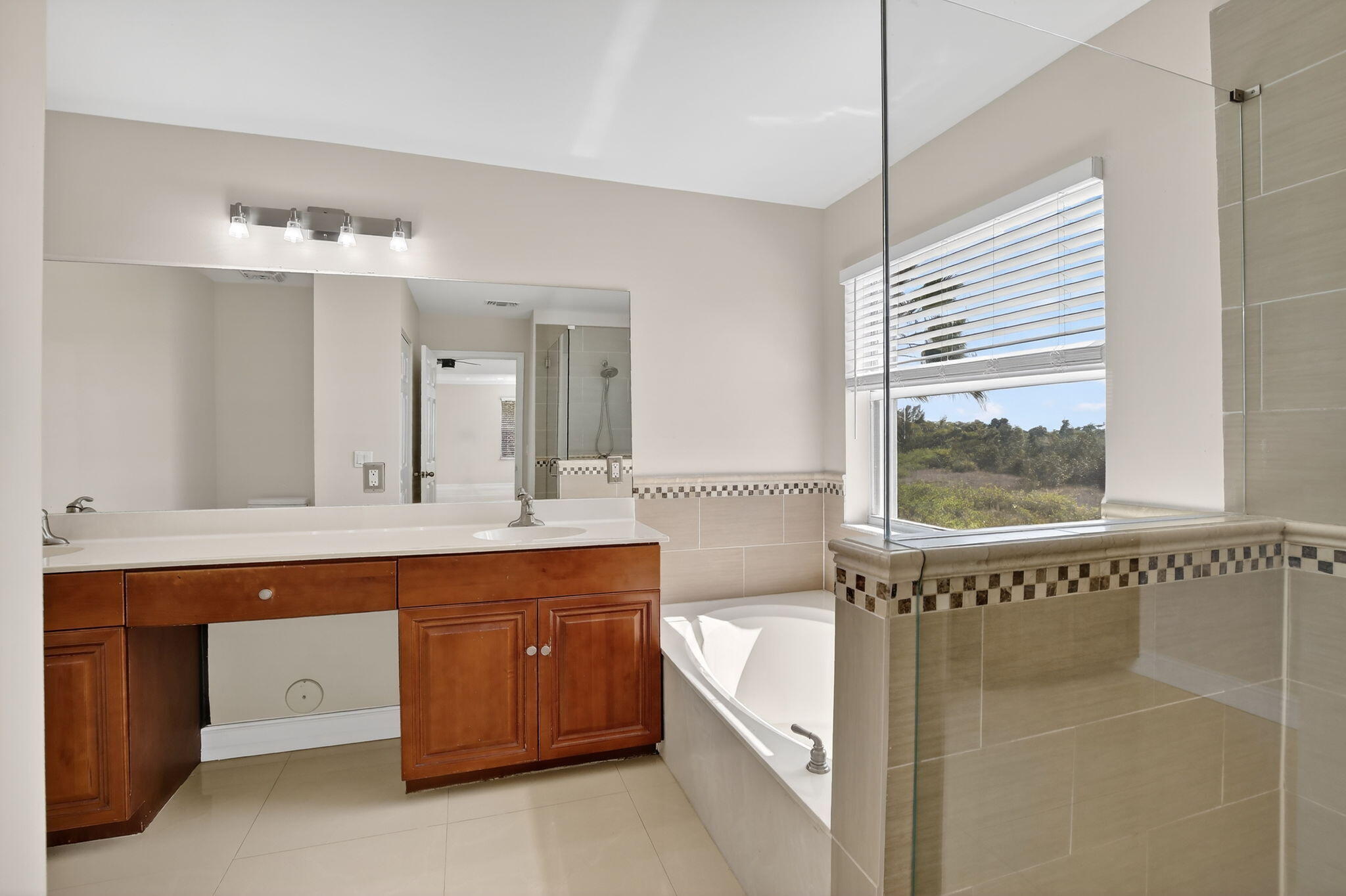 1716 NW 166th Pembroke Pines, FL 33028