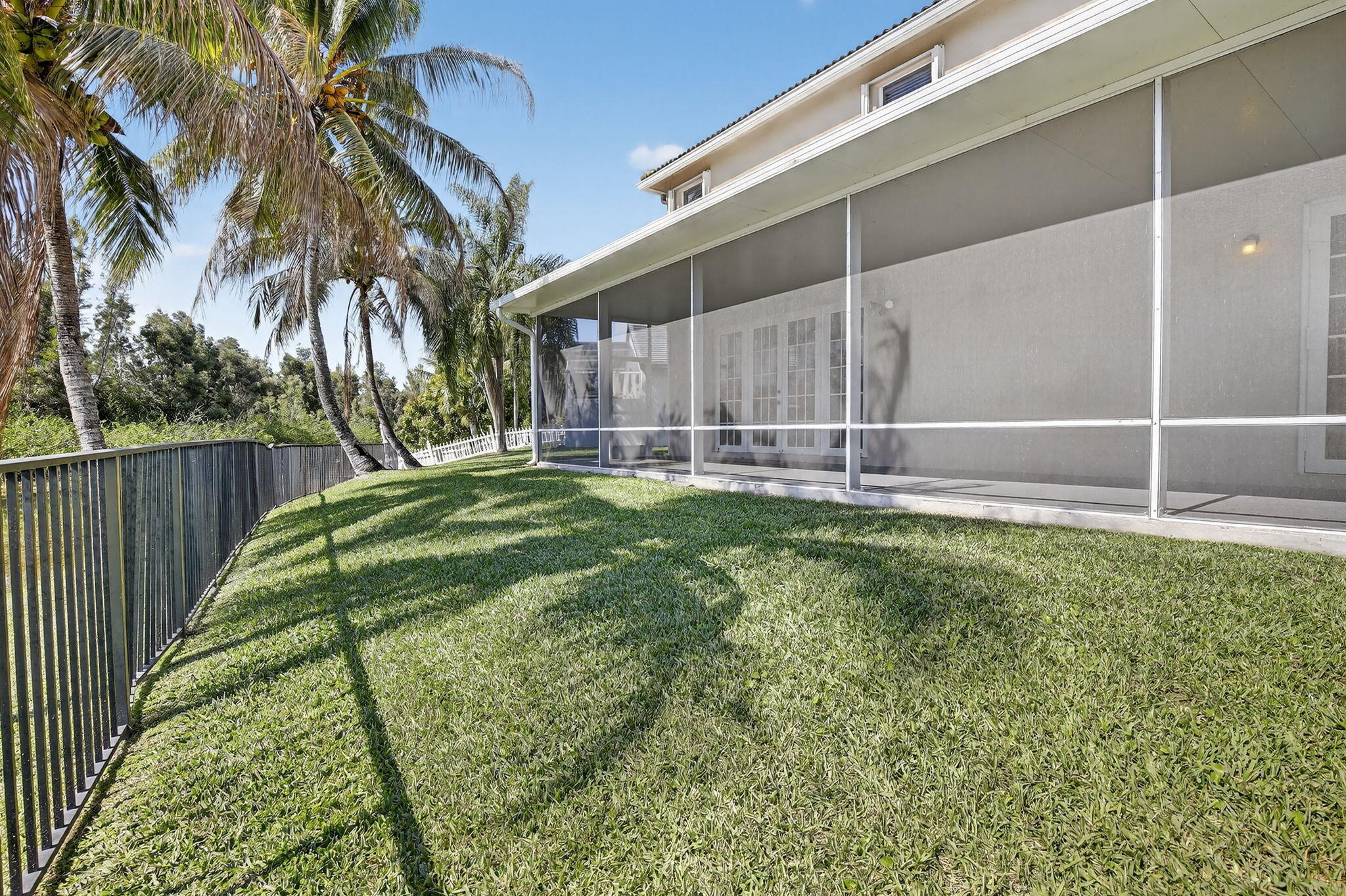 1716 NW 166th Pembroke Pines, FL 33028