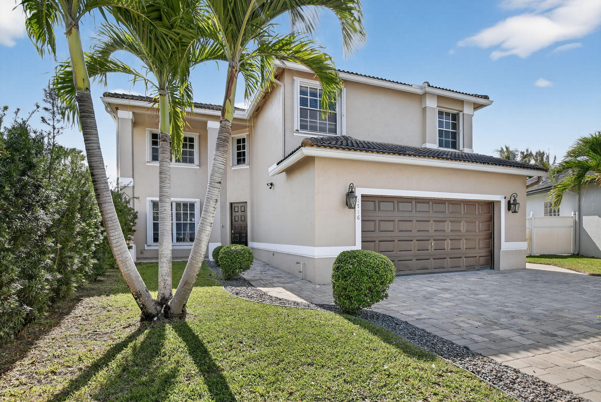 1716 NW 166th Pembroke Pines, FL 33028