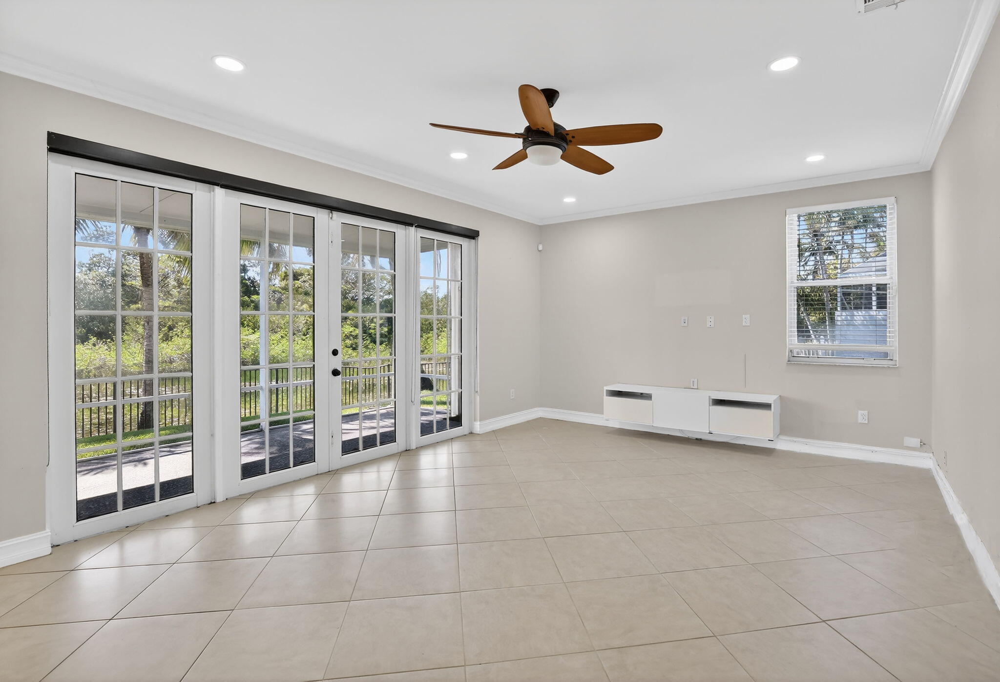 1716 NW 166th Pembroke Pines, FL 33028