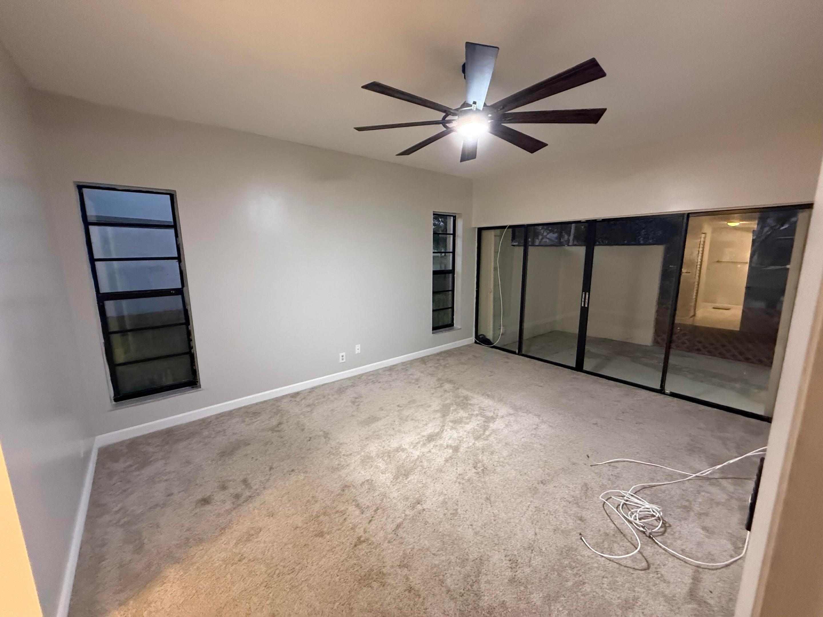 1097 NW 98th #110 Pembroke Pines, FL 33024