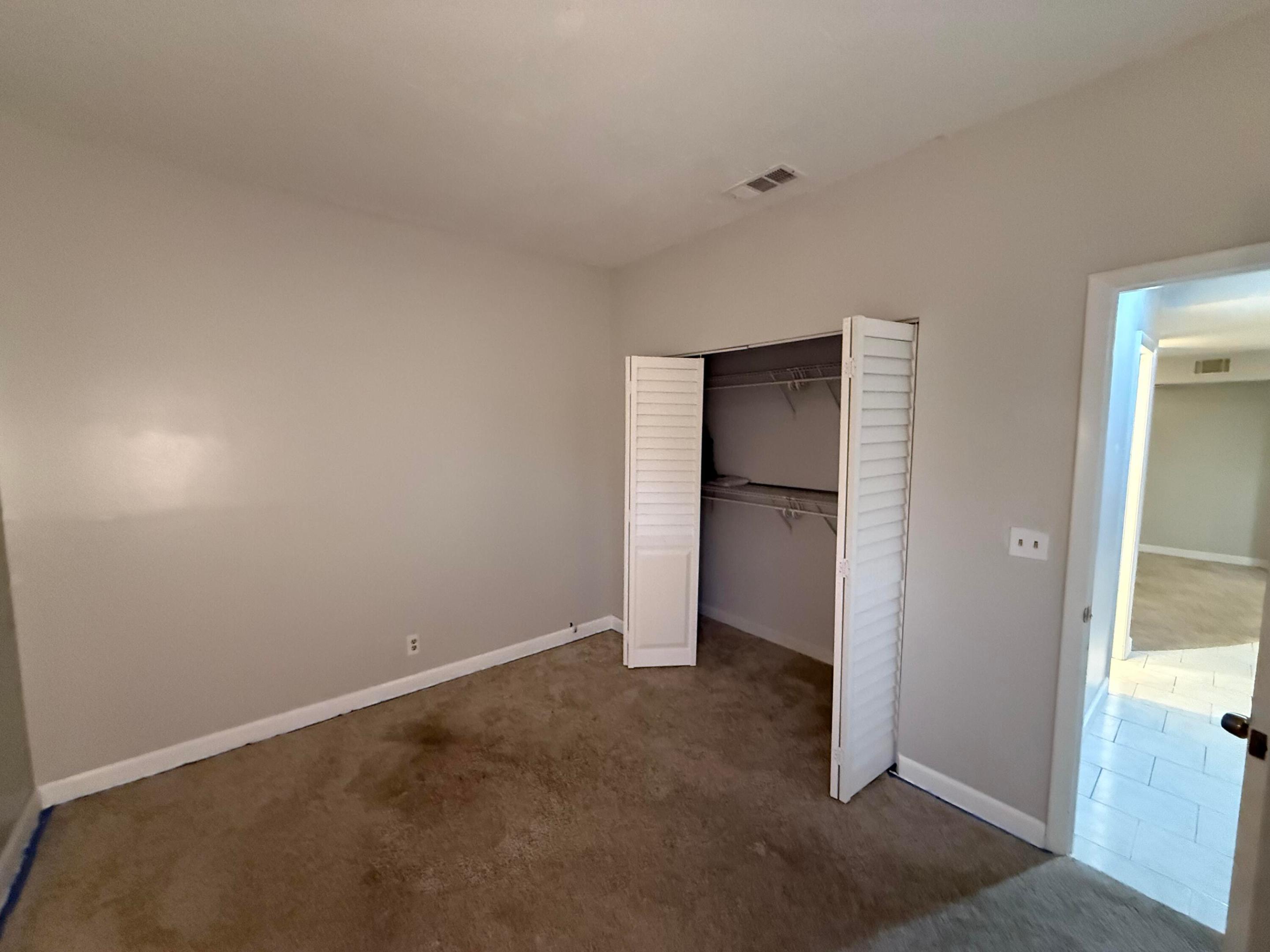 1097 NW 98th #110 Pembroke Pines, FL 33024