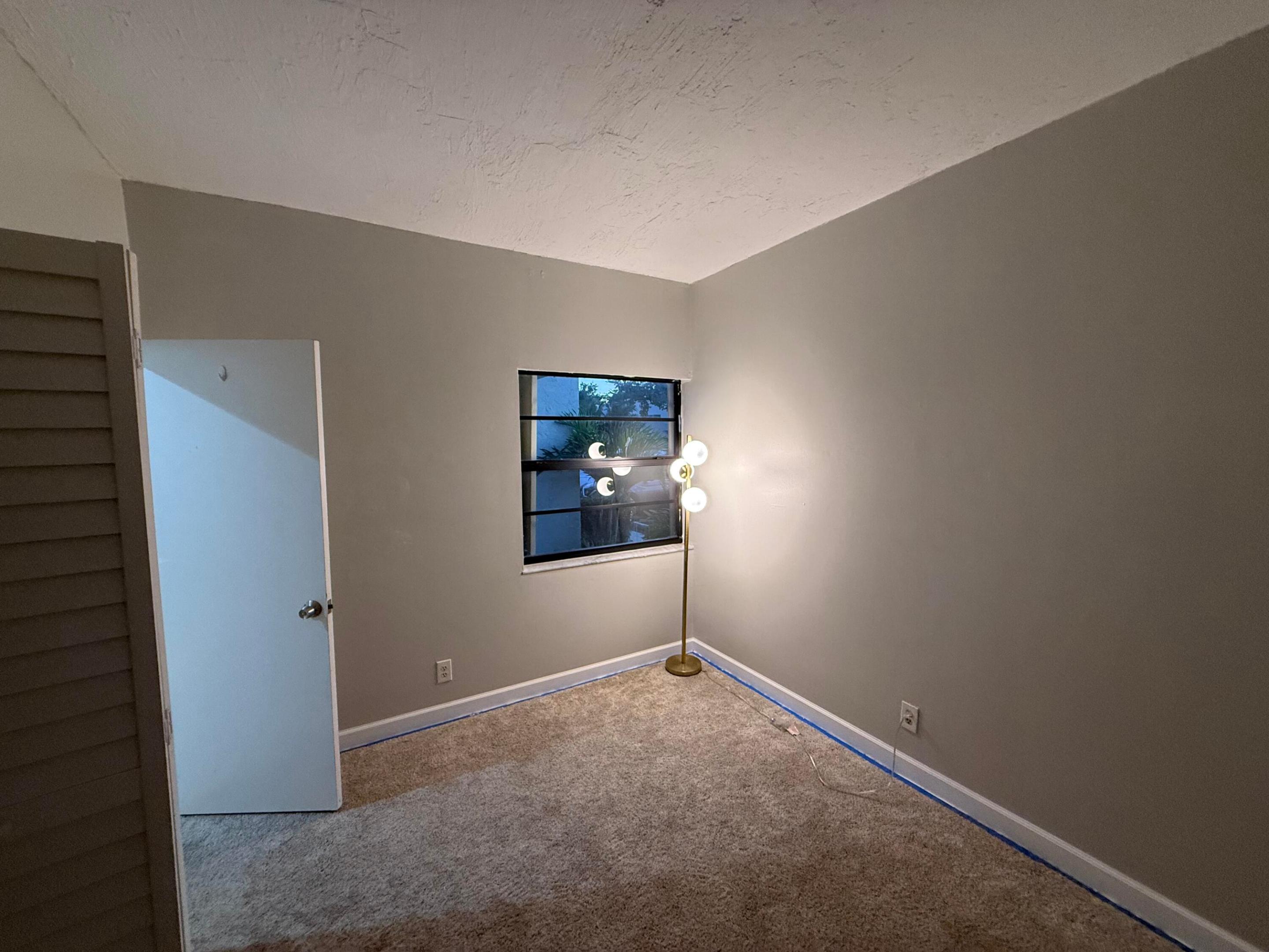 1097 NW 98th #110 Pembroke Pines, FL 33024