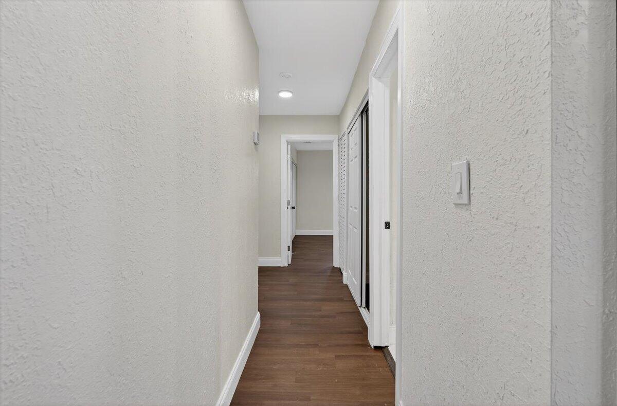 710 SW 67th Pembroke Pines, FL 33023