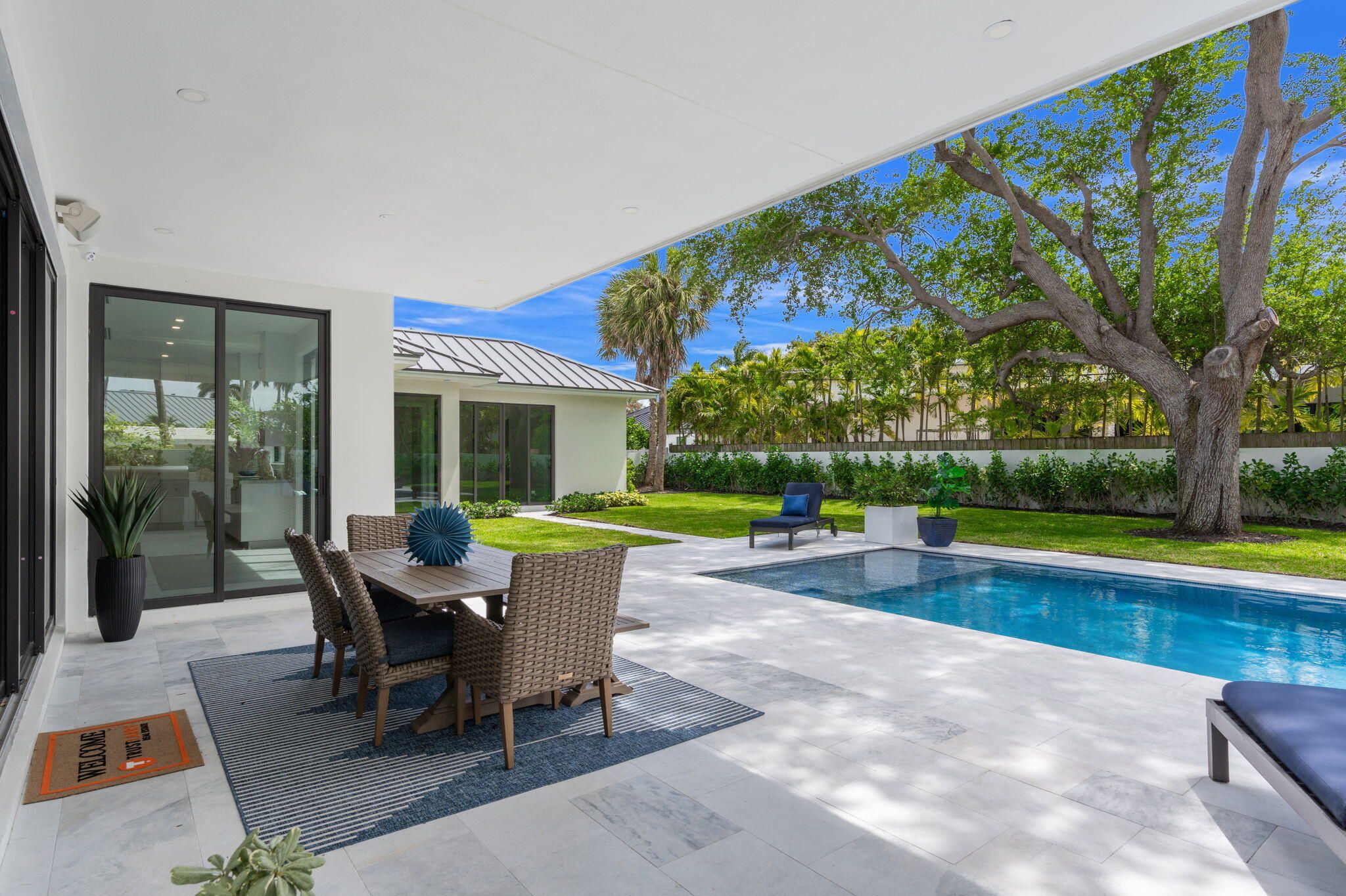 2406 NE 13th Fort Lauderdale, FL 33304