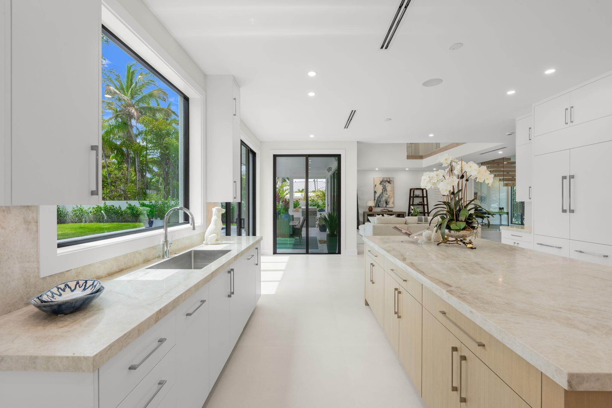 2406 NE 13th Fort Lauderdale, FL 33304