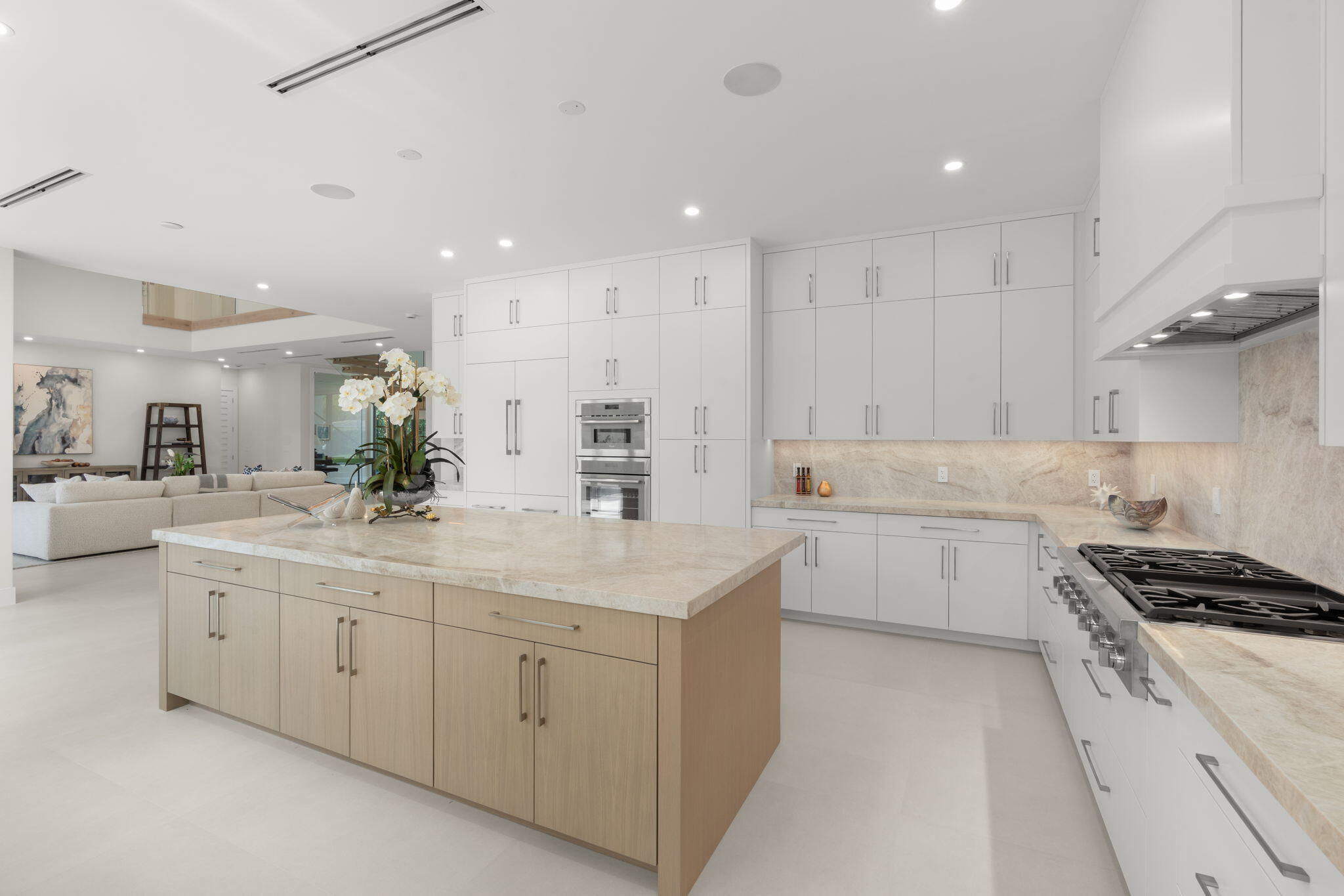 2406 NE 13th Fort Lauderdale, FL 33304