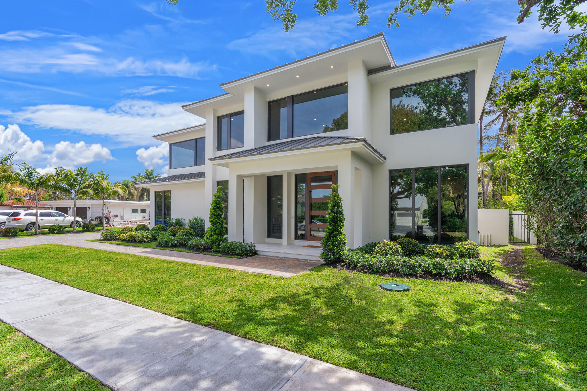 2406 NE 13th Fort Lauderdale, FL 33304