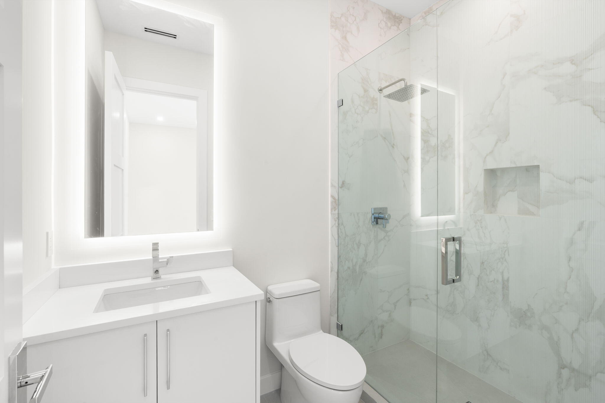 2406 NE 13th Fort Lauderdale, FL 33304