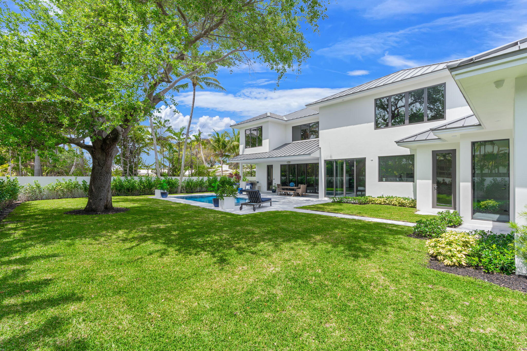 2406 NE 13th Fort Lauderdale, FL 33304