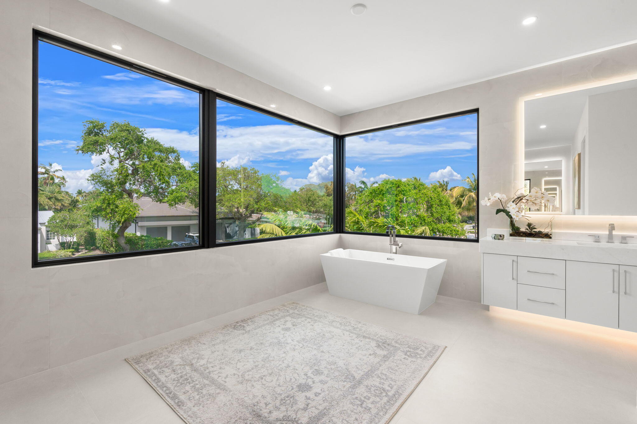 2406 NE 13th Fort Lauderdale, FL 33304