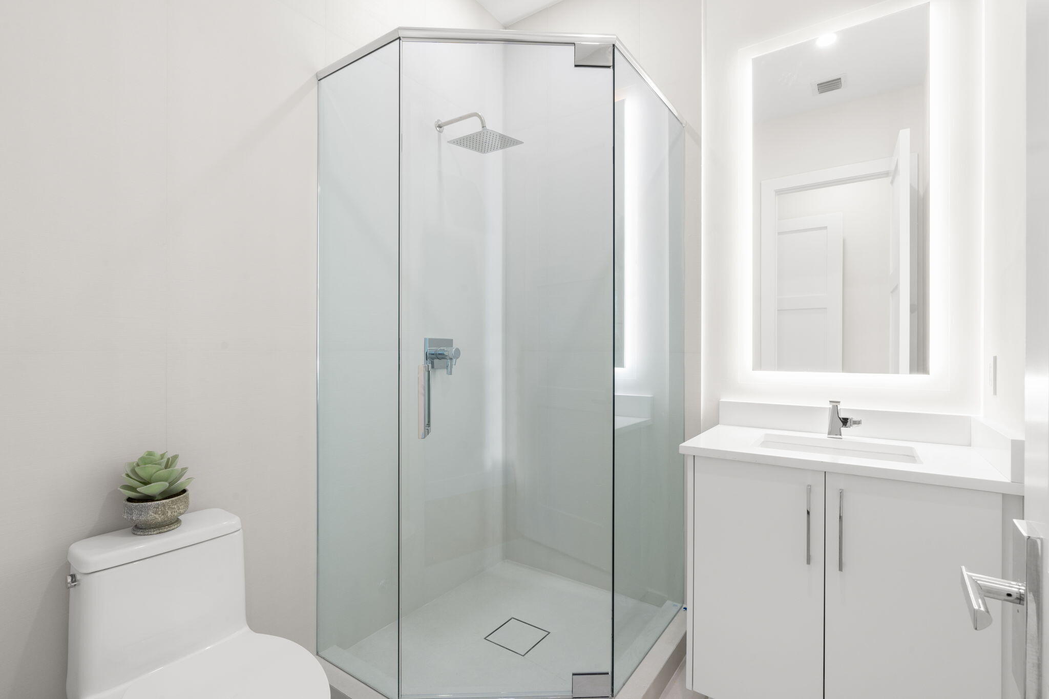 2406 NE 13th Fort Lauderdale, FL 33304