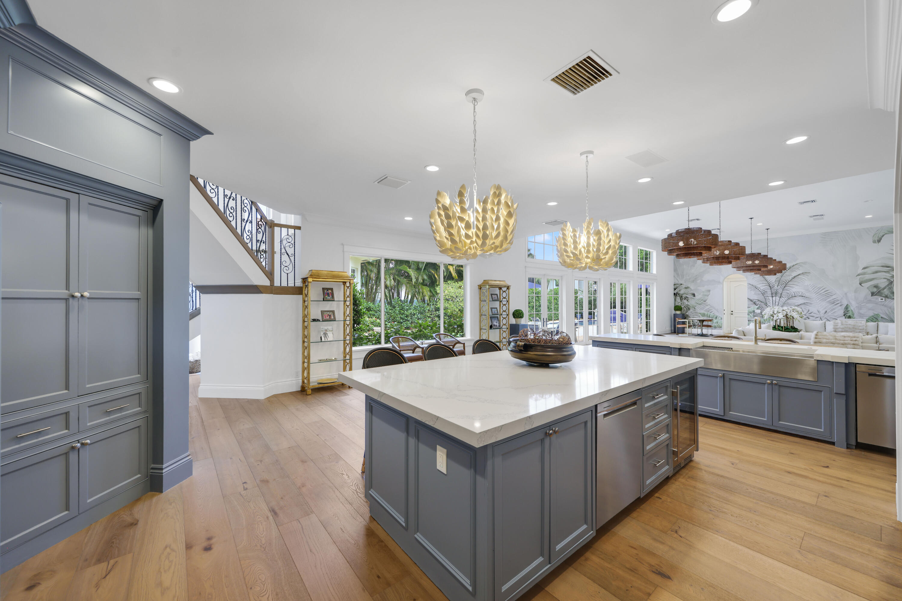 1019 Grand Highland Beach, FL 33487