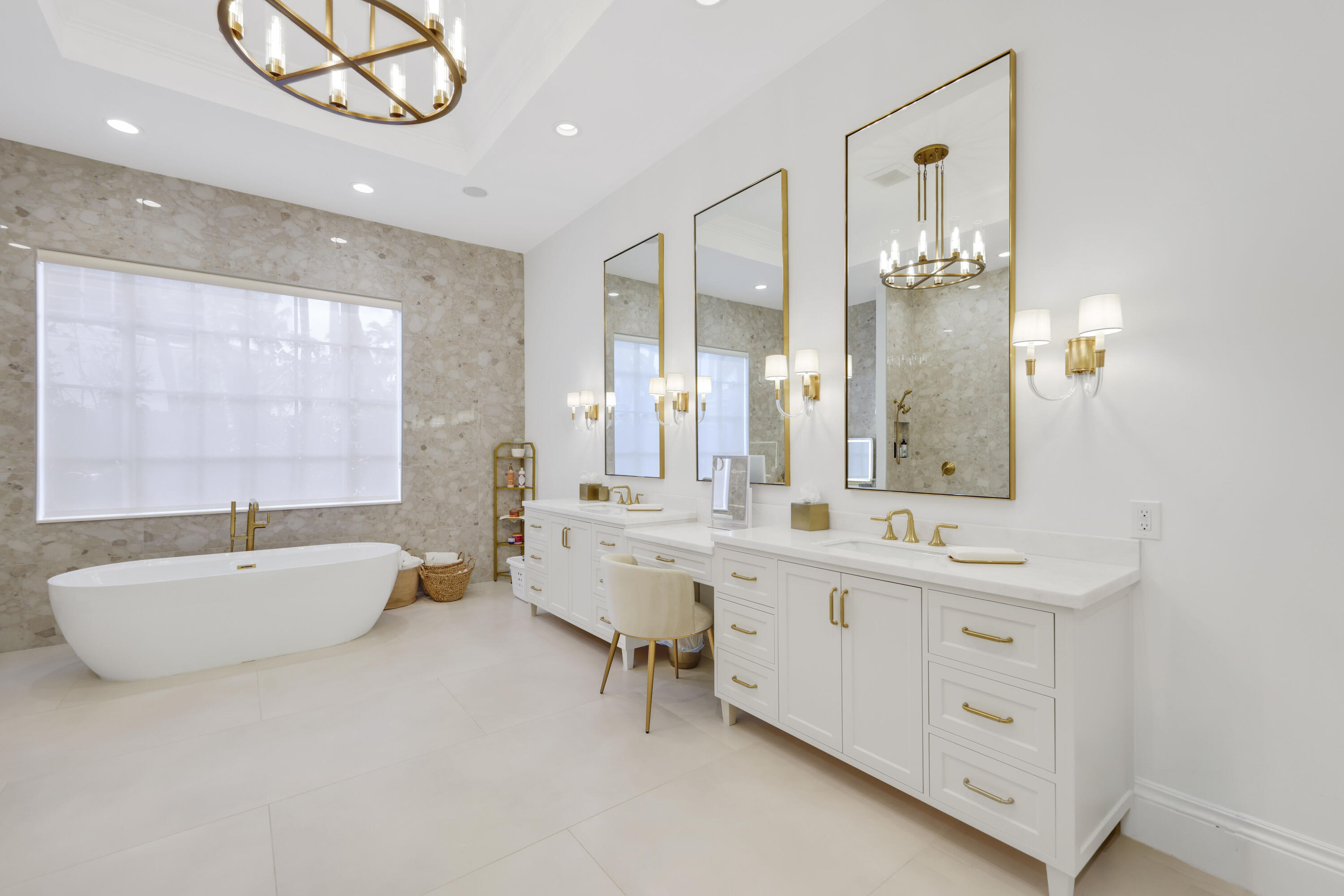 1019 Grand Highland Beach, FL 33487