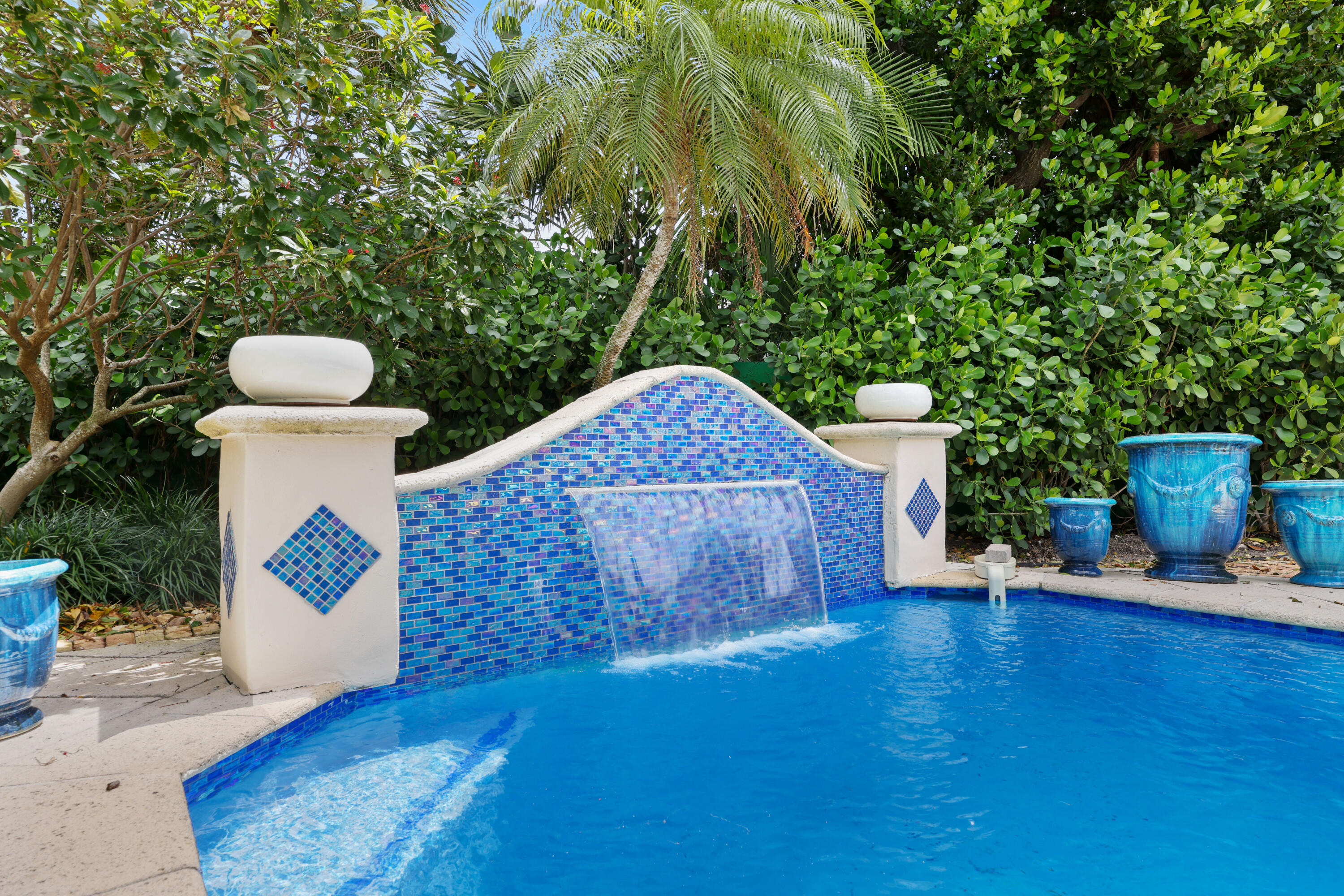 1019 Grand Highland Beach, FL 33487