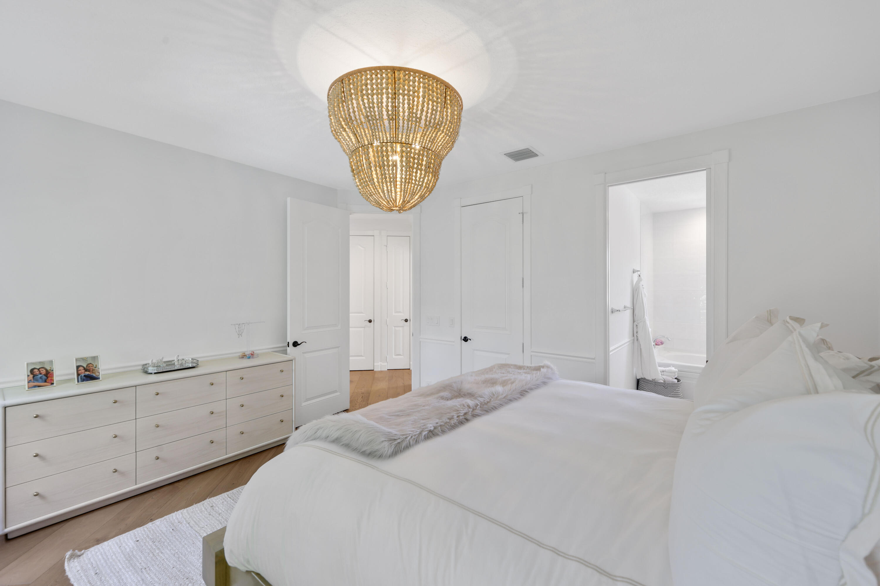 1019 Grand Highland Beach, FL 33487