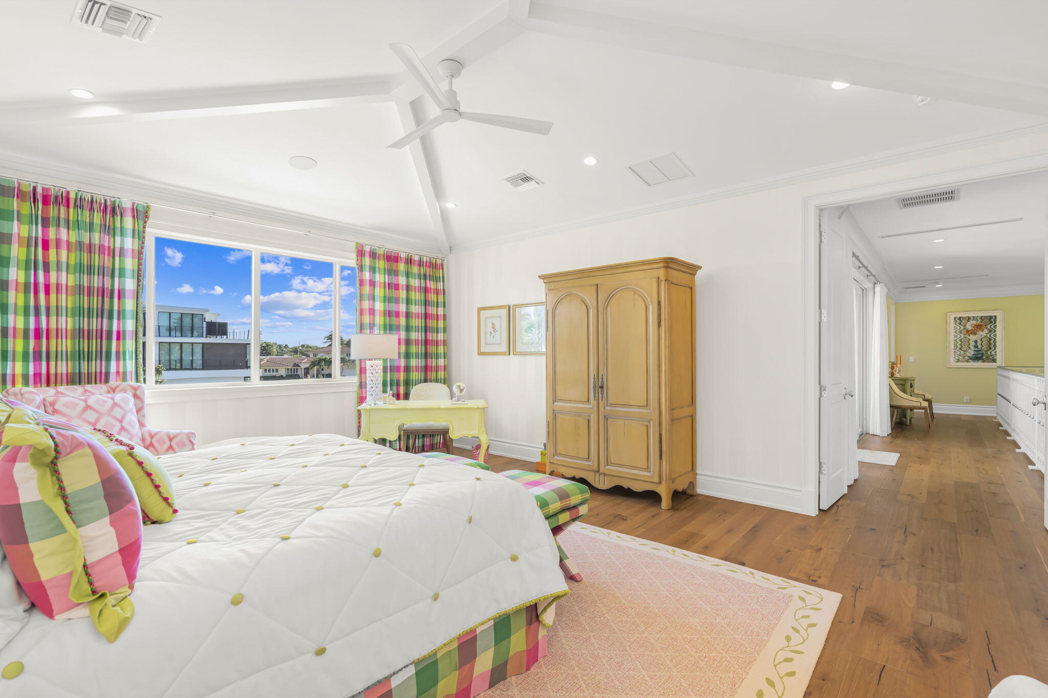 2870 NE 24th Fort Lauderdale, FL 33305