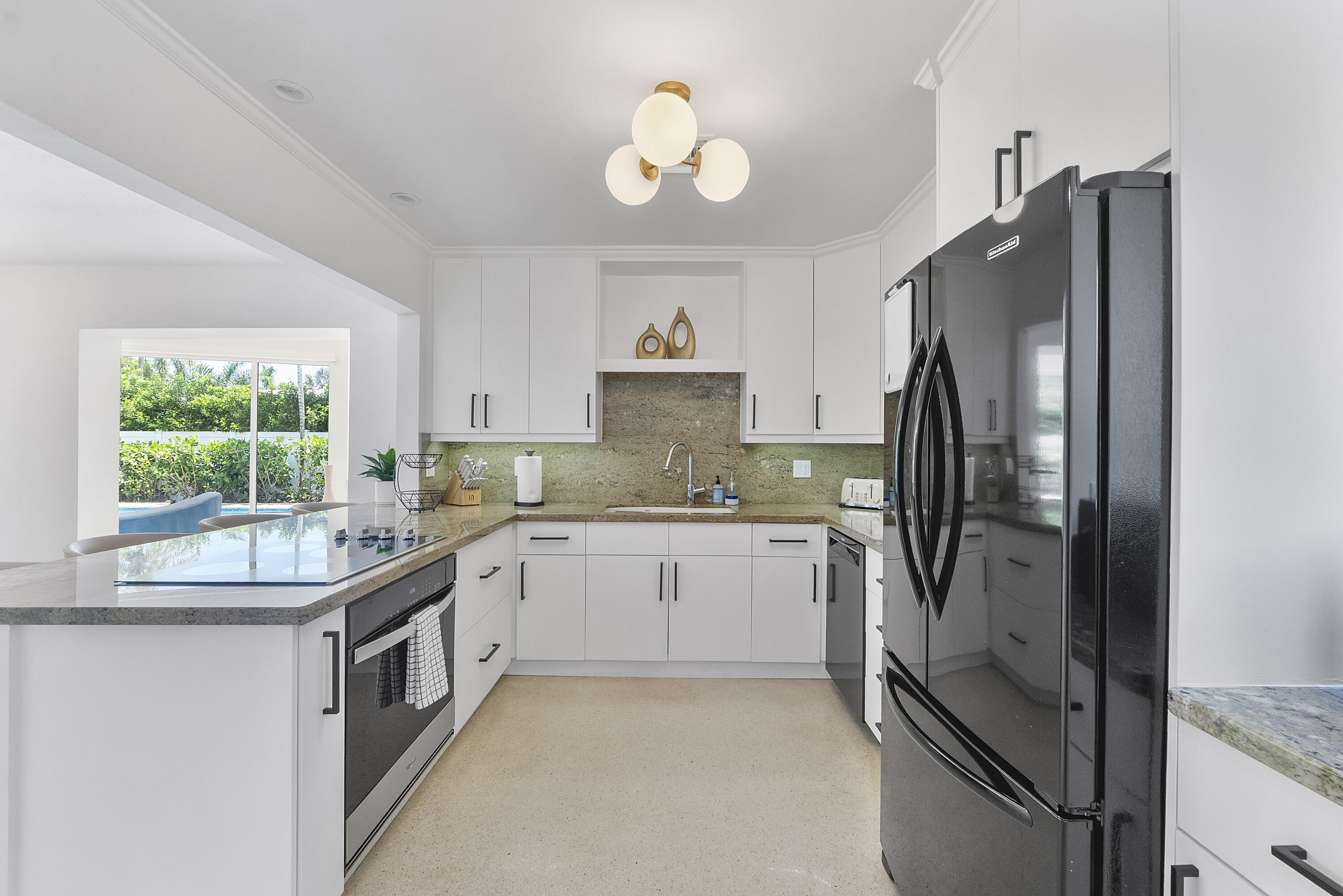 2800 NE 21st Fort Lauderdale, FL 33305