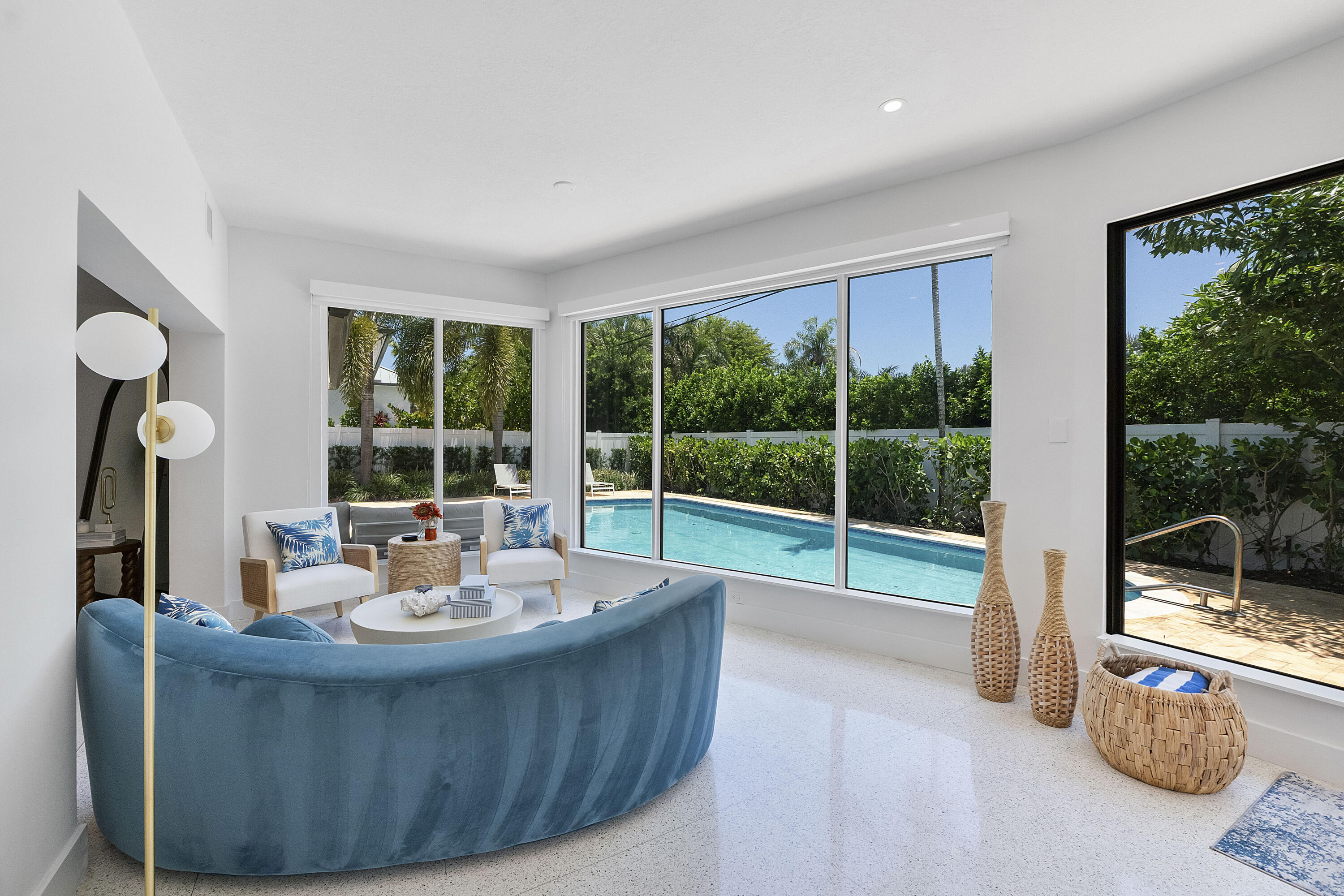 2800 NE 21st Fort Lauderdale, FL 33305