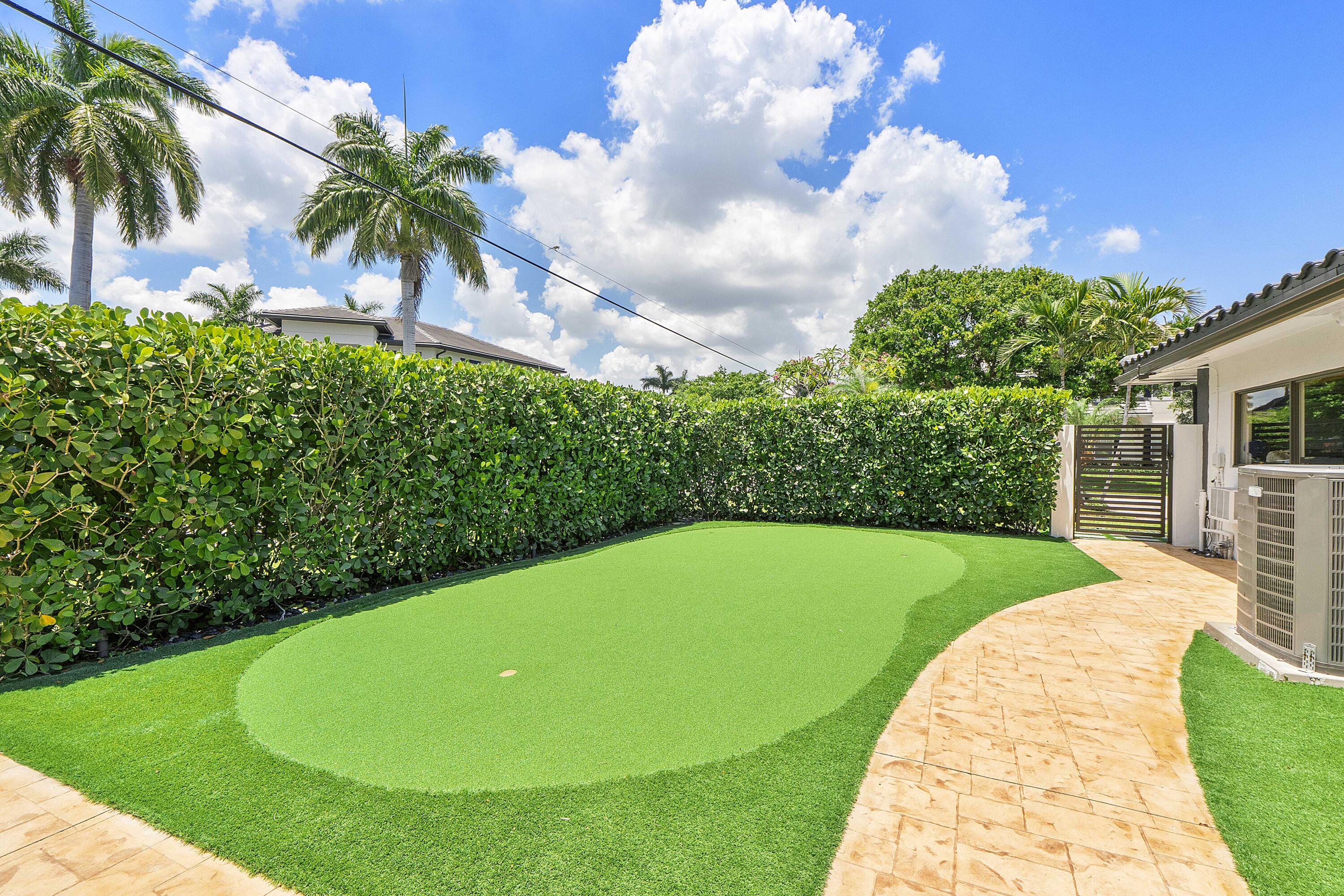 2800 NE 21st Fort Lauderdale, FL 33305
