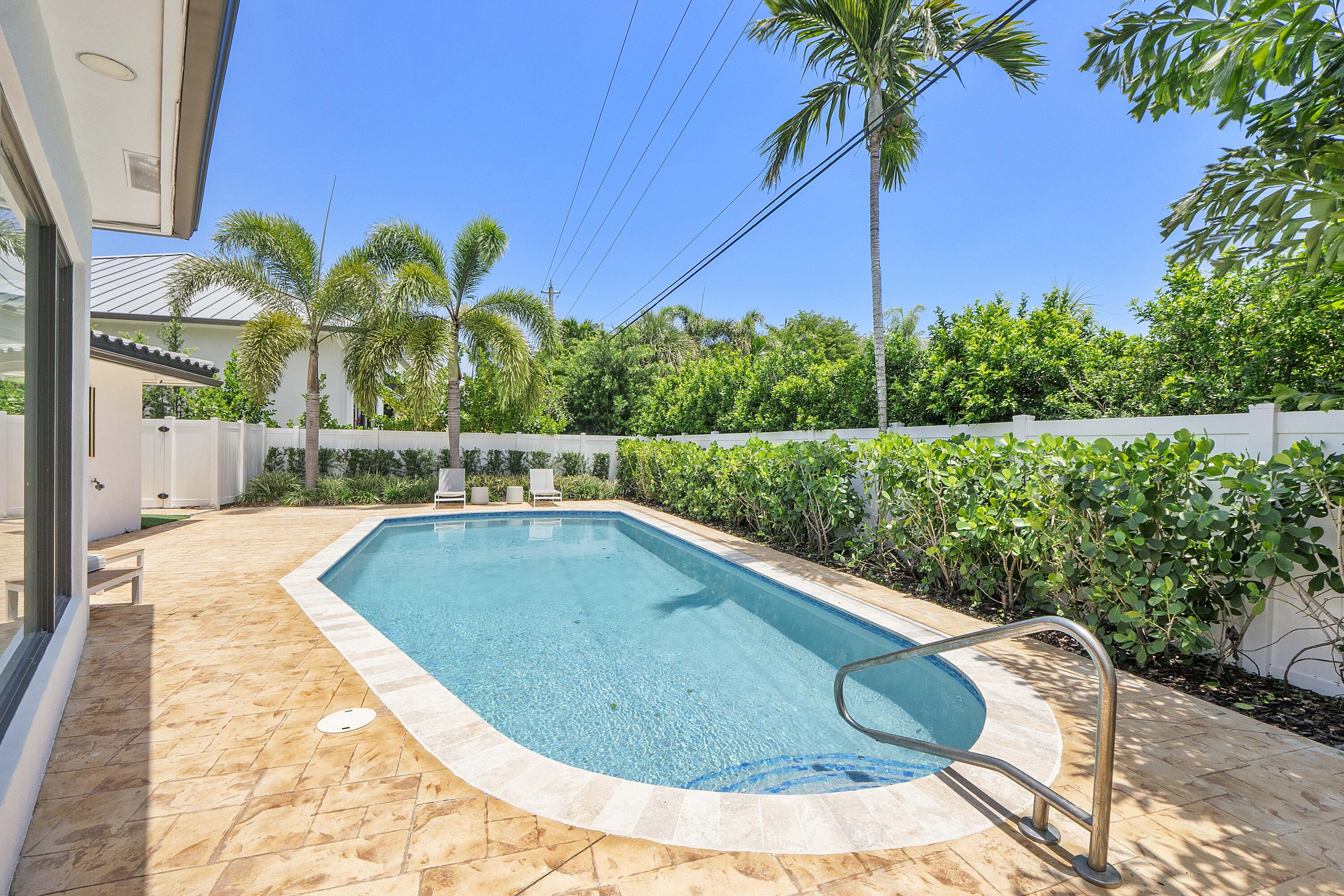2800 NE 21st Fort Lauderdale, FL 33305