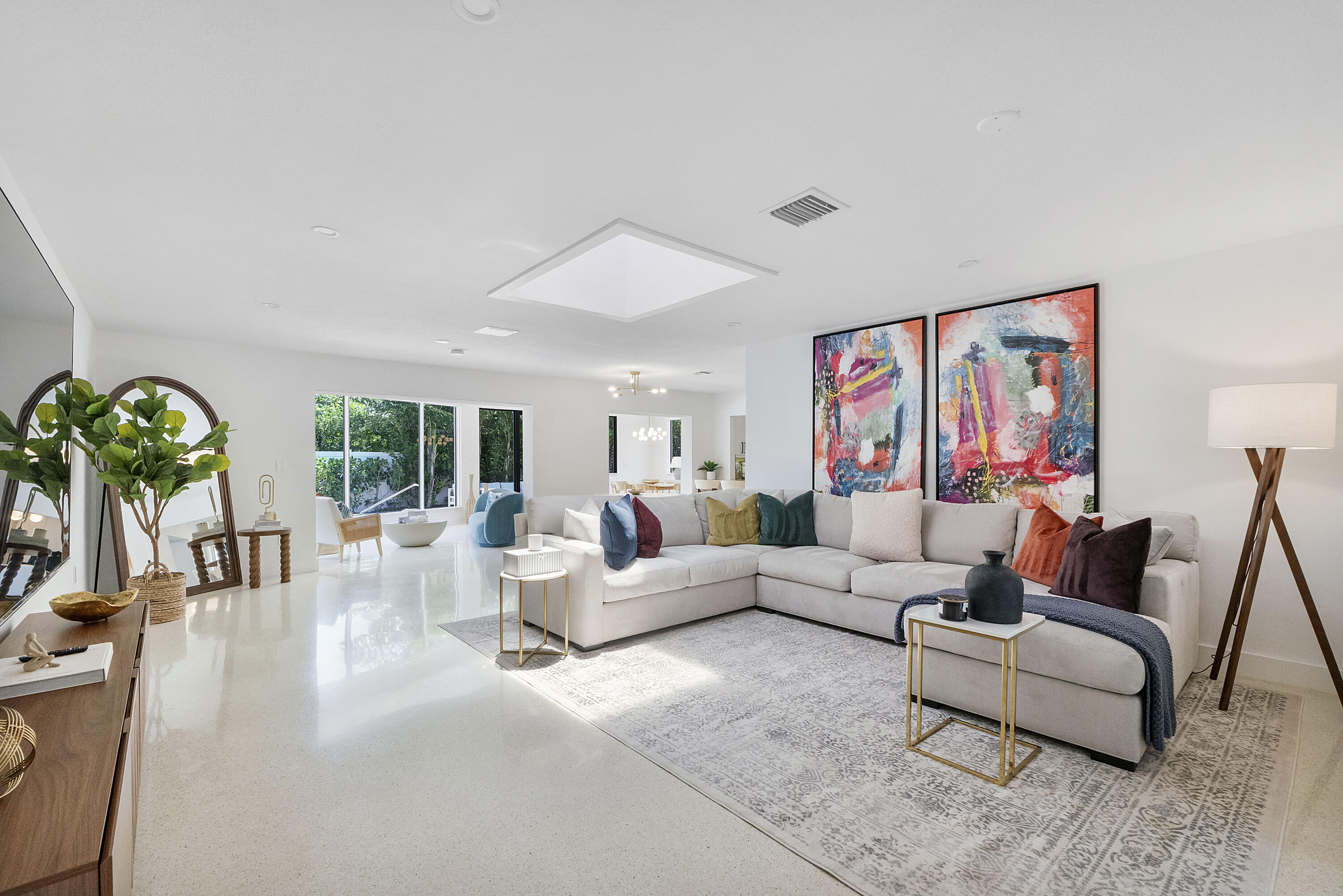 2800 NE 21st Fort Lauderdale, FL 33305