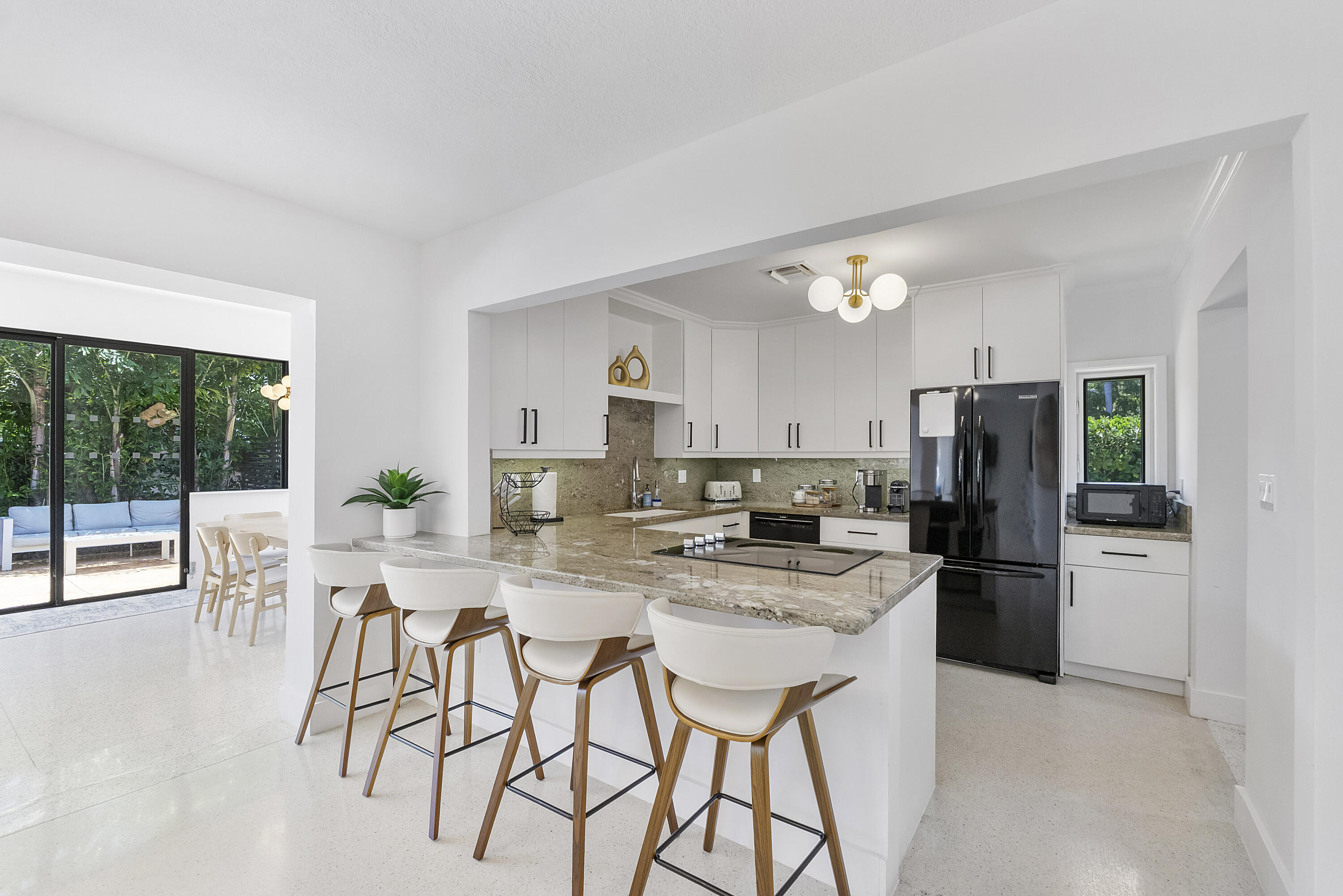 2800 NE 21st Fort Lauderdale, FL 33305